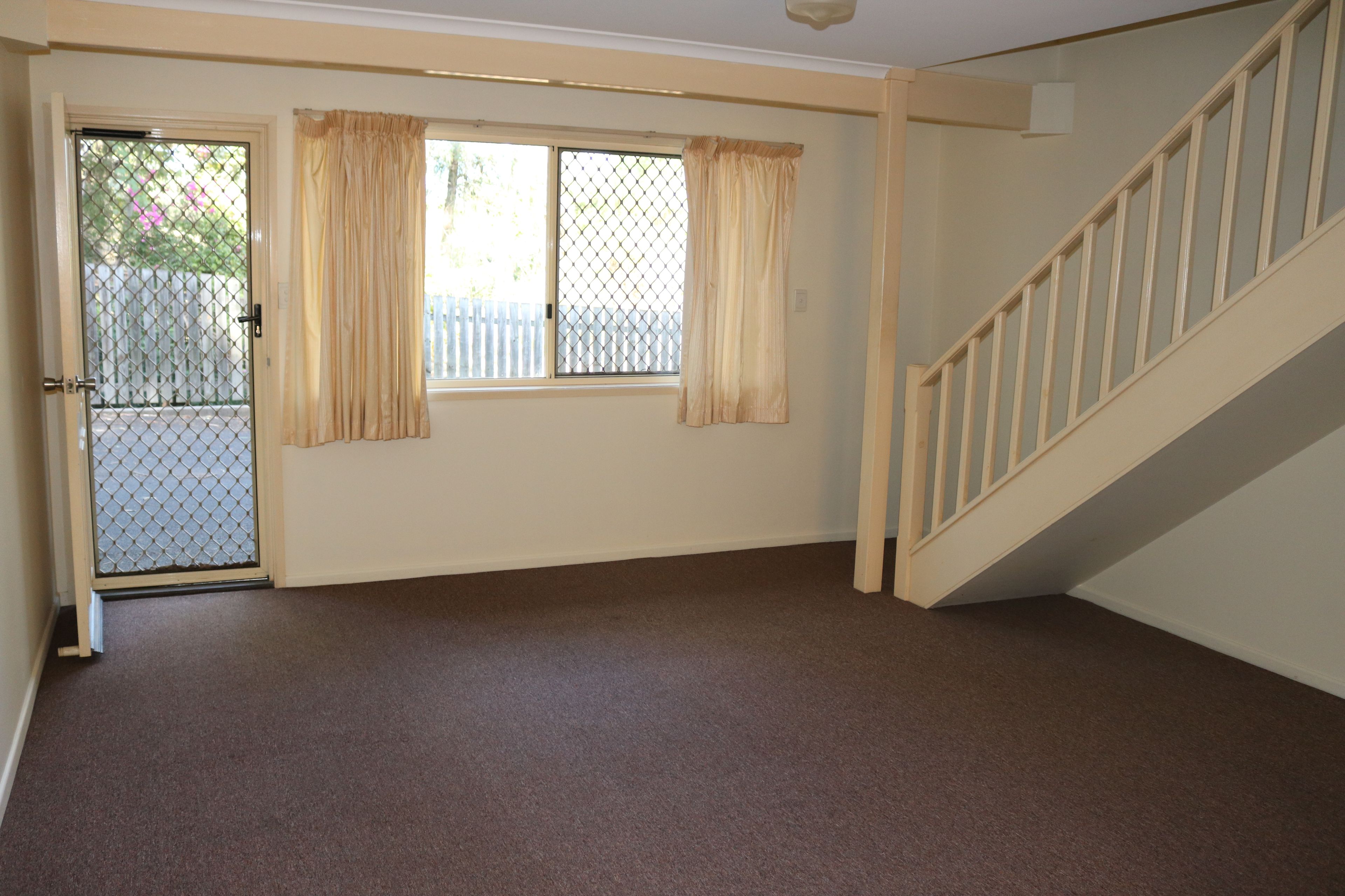 5/5a Omar Street, West Ipswich, QLD 4305