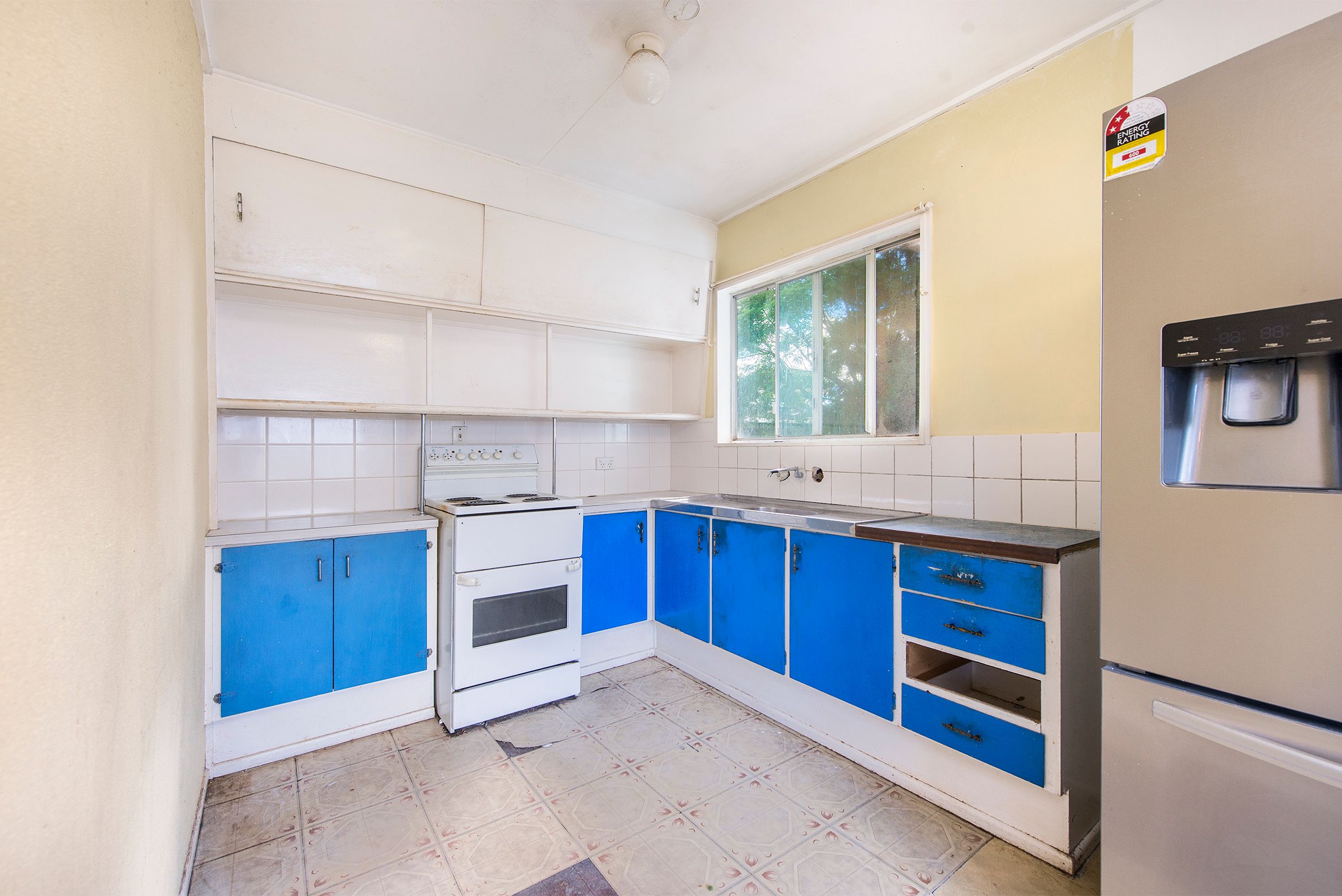 8 Mawarra Street, Kingston, QLD 4114