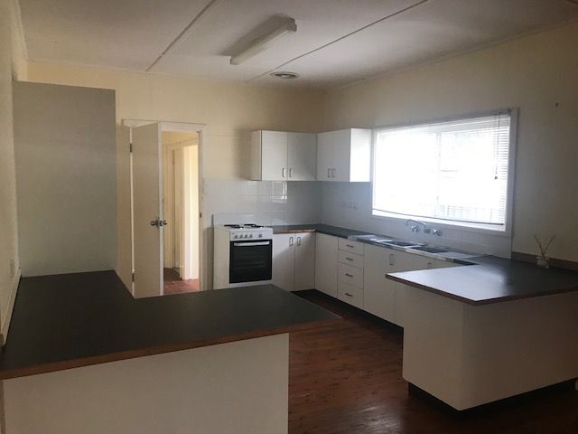 39 Marks Road, Gorokan, NSW 2263