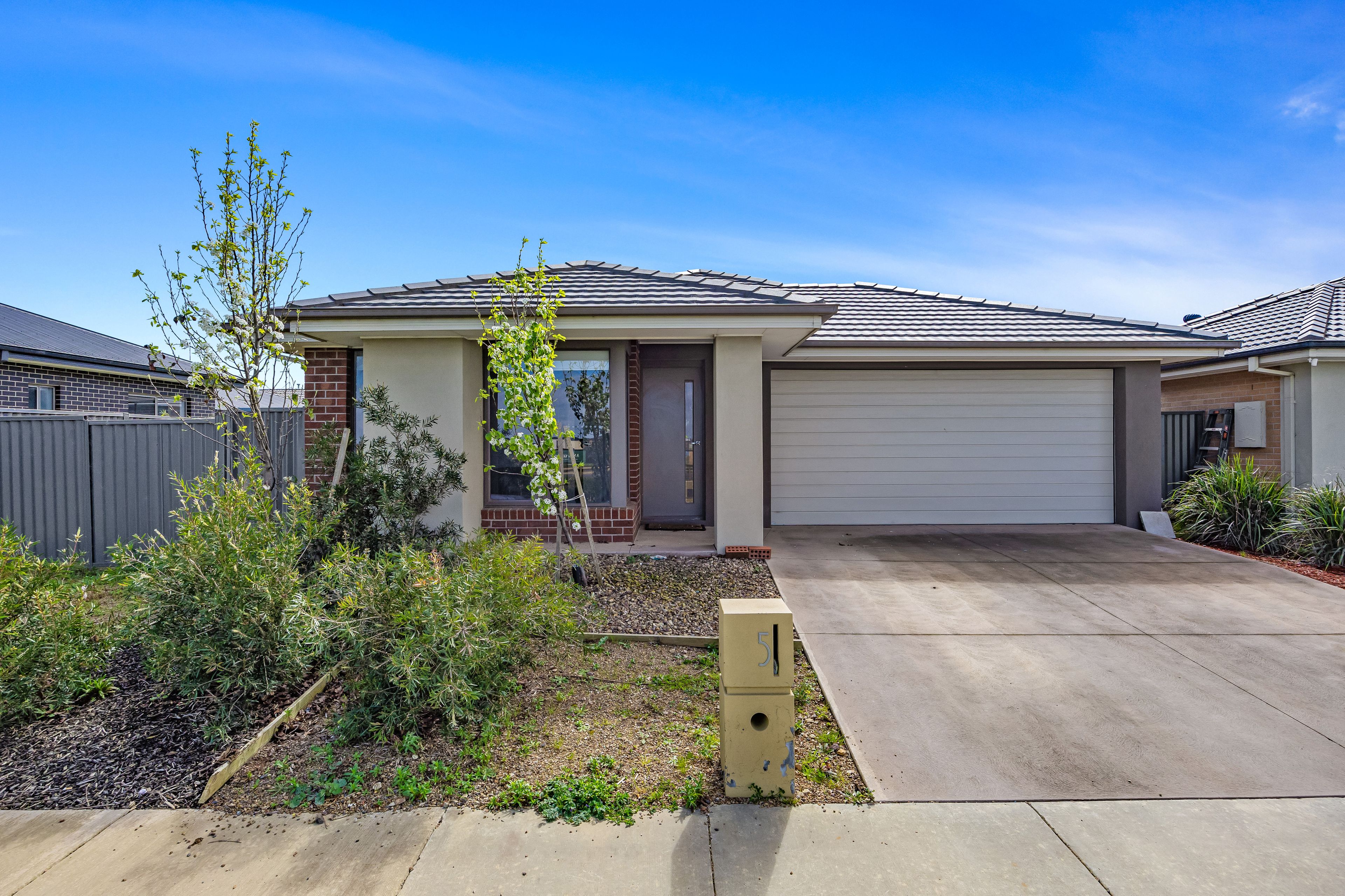 5 Roscommon Avenue, Alfredton VIC 3350