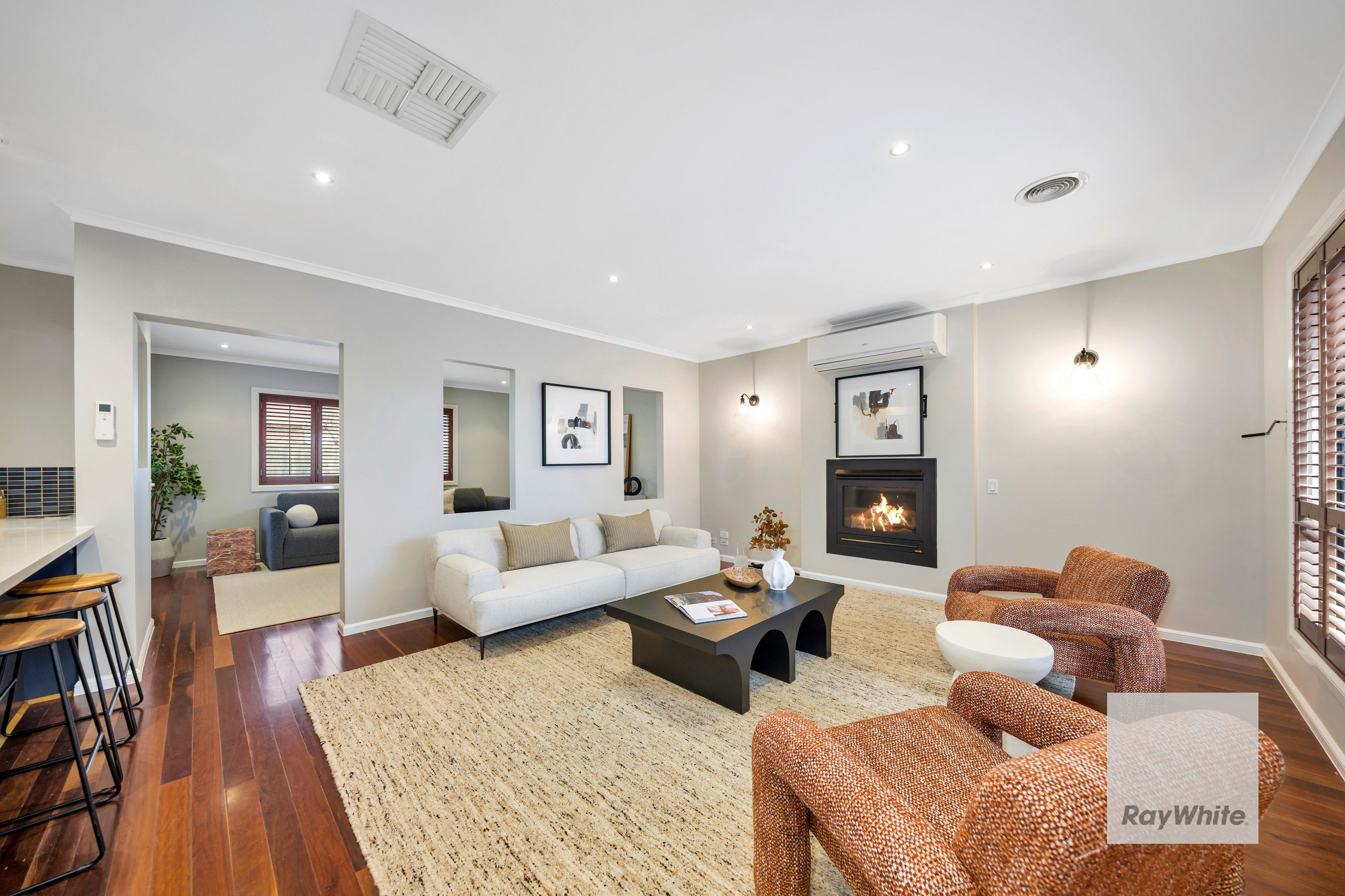 9 Vaucluse Boulevard — photo 11 of 24