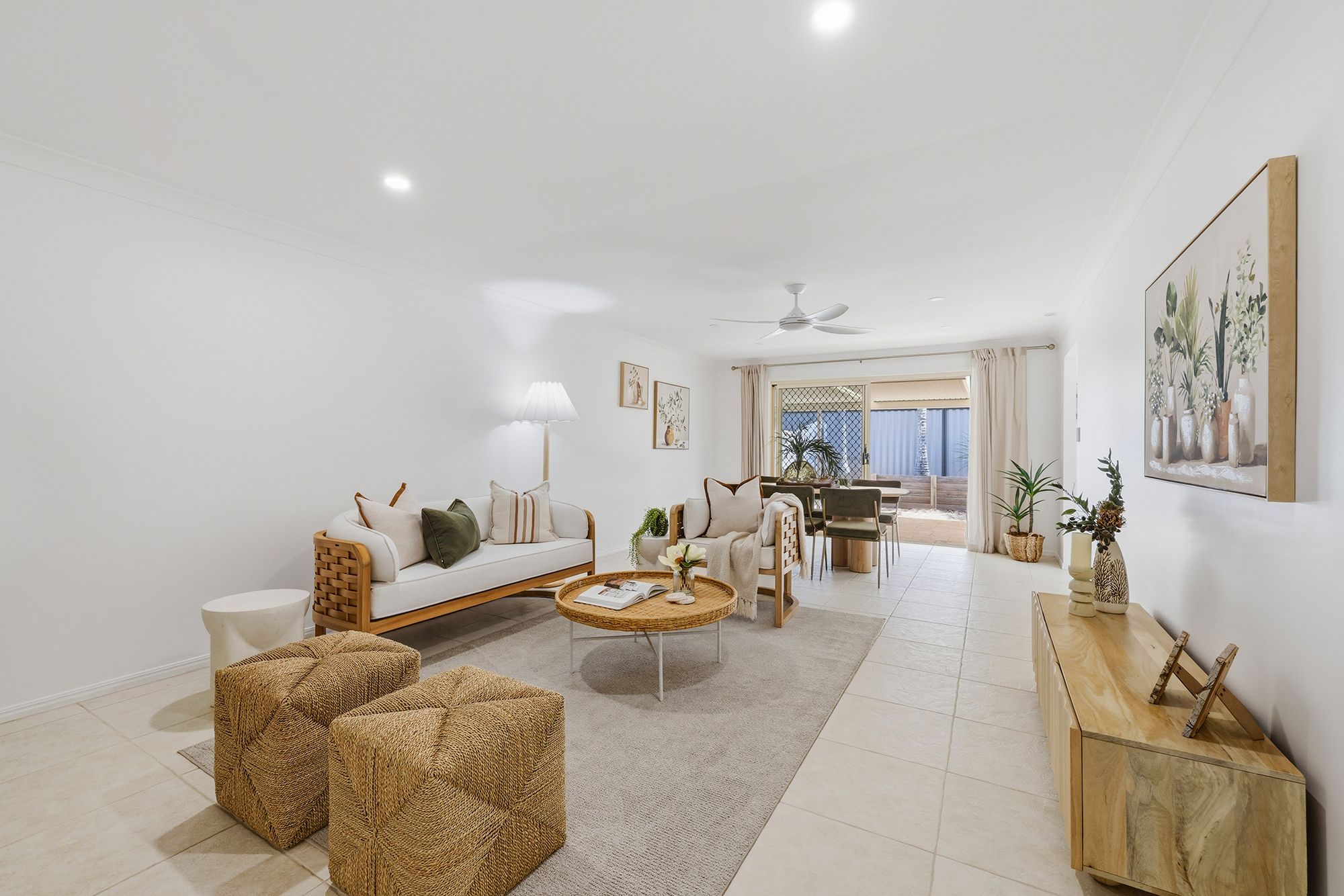 2/22 Woodland Drive — photo 3 of 19
