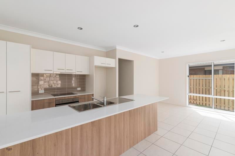 10 Avondale Drive, Pimpama, QLD 4209