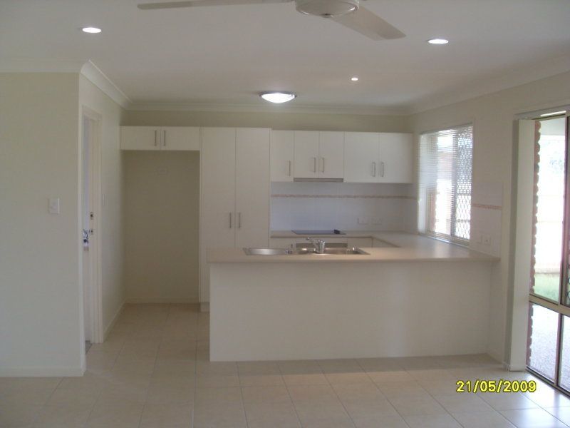 13 Siffleet Street, Bellbird Park, QLD 4300