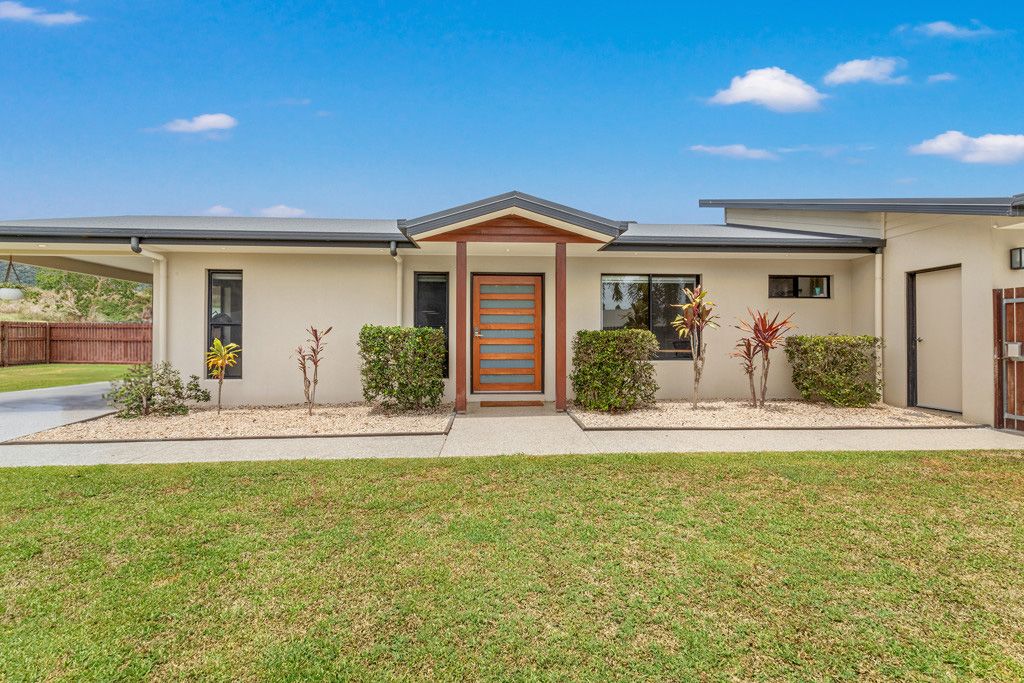 6-8 Companion Way, Cannonvale, QLD 4802