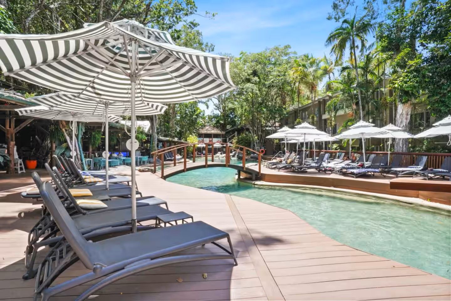 B304/316 Port Douglas Road — photo 4 of 9