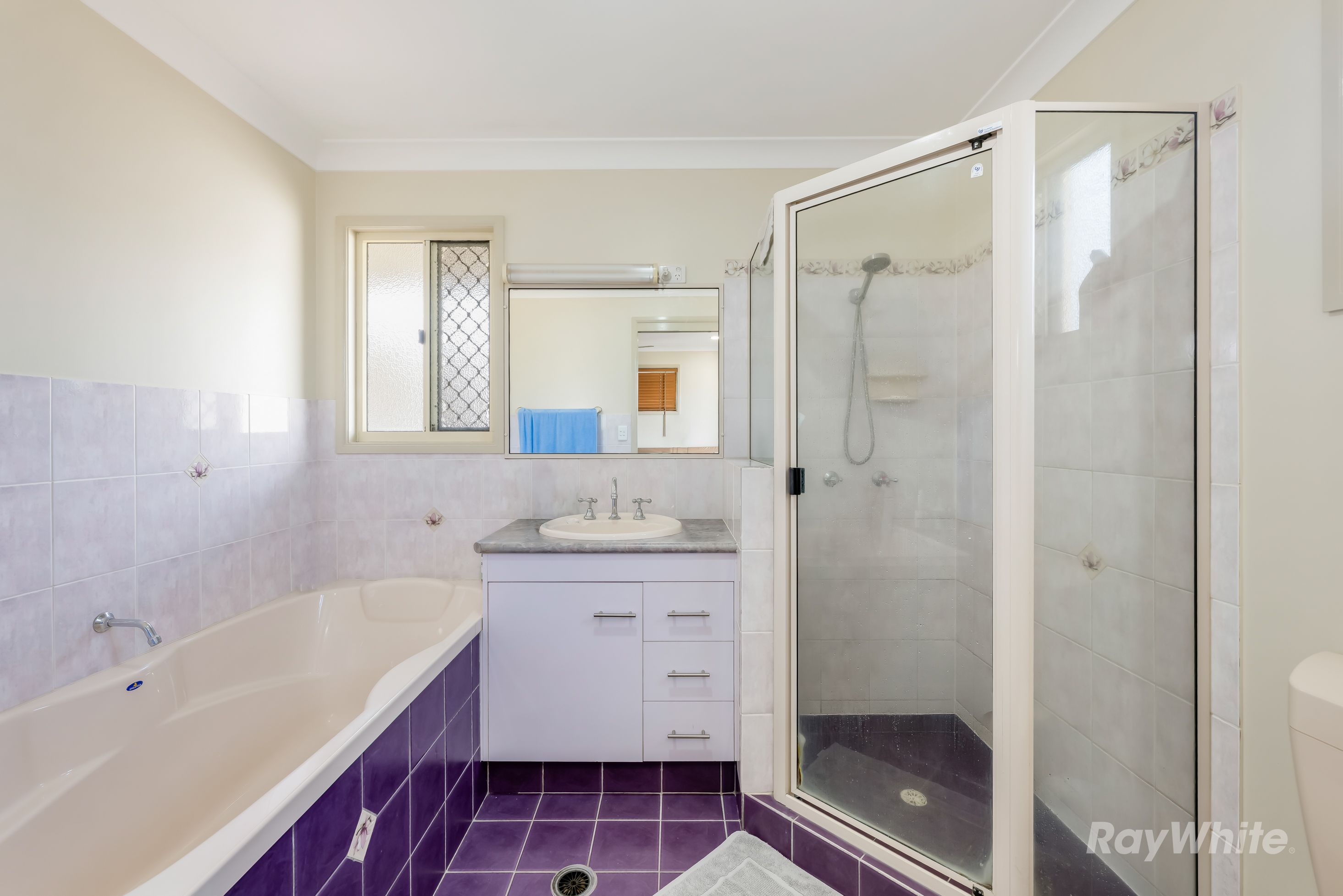 54 Gibsons Road — photo 8 of 25