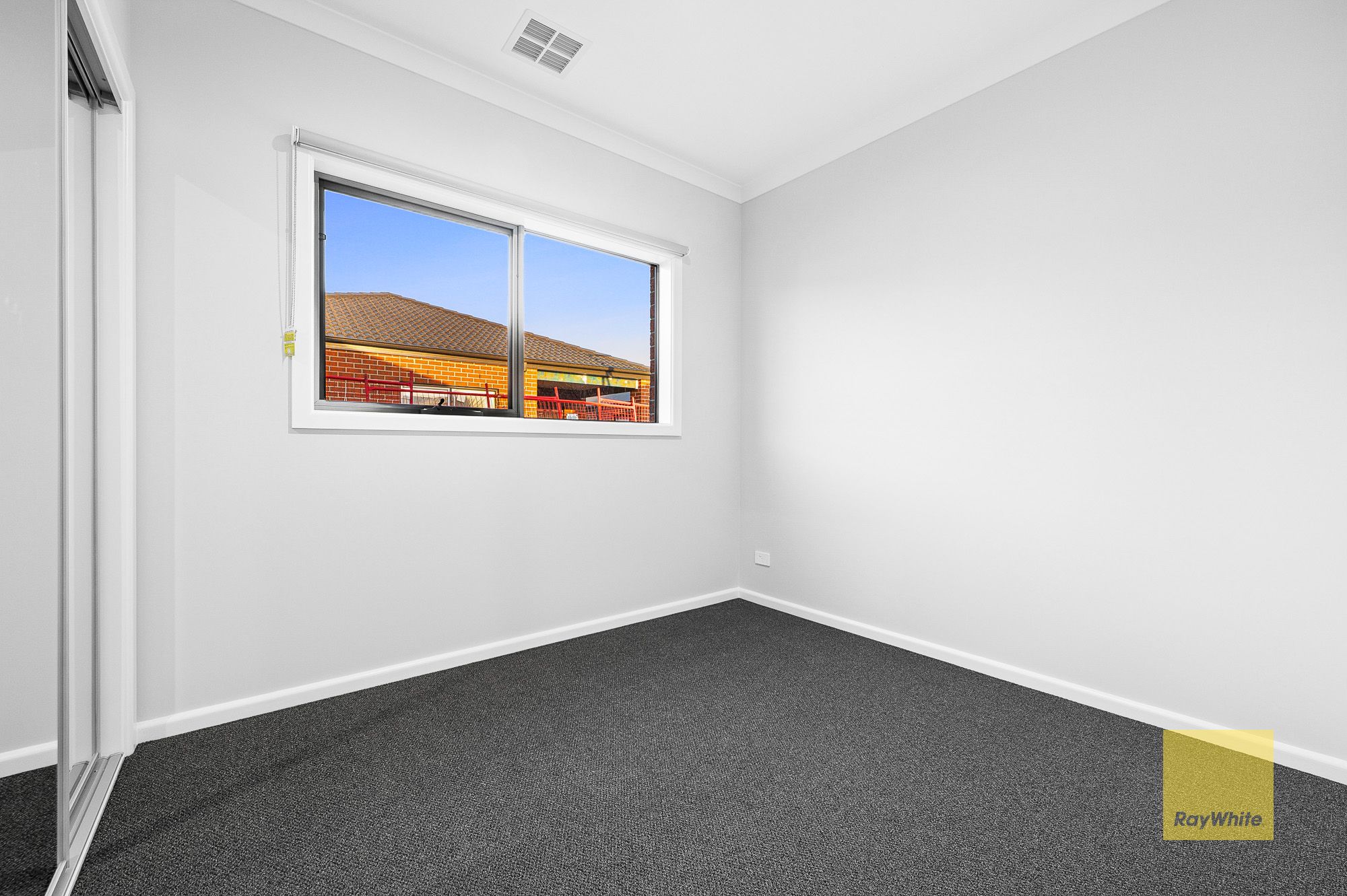 70 Bishopgate Boulevard — photo 8 of 17