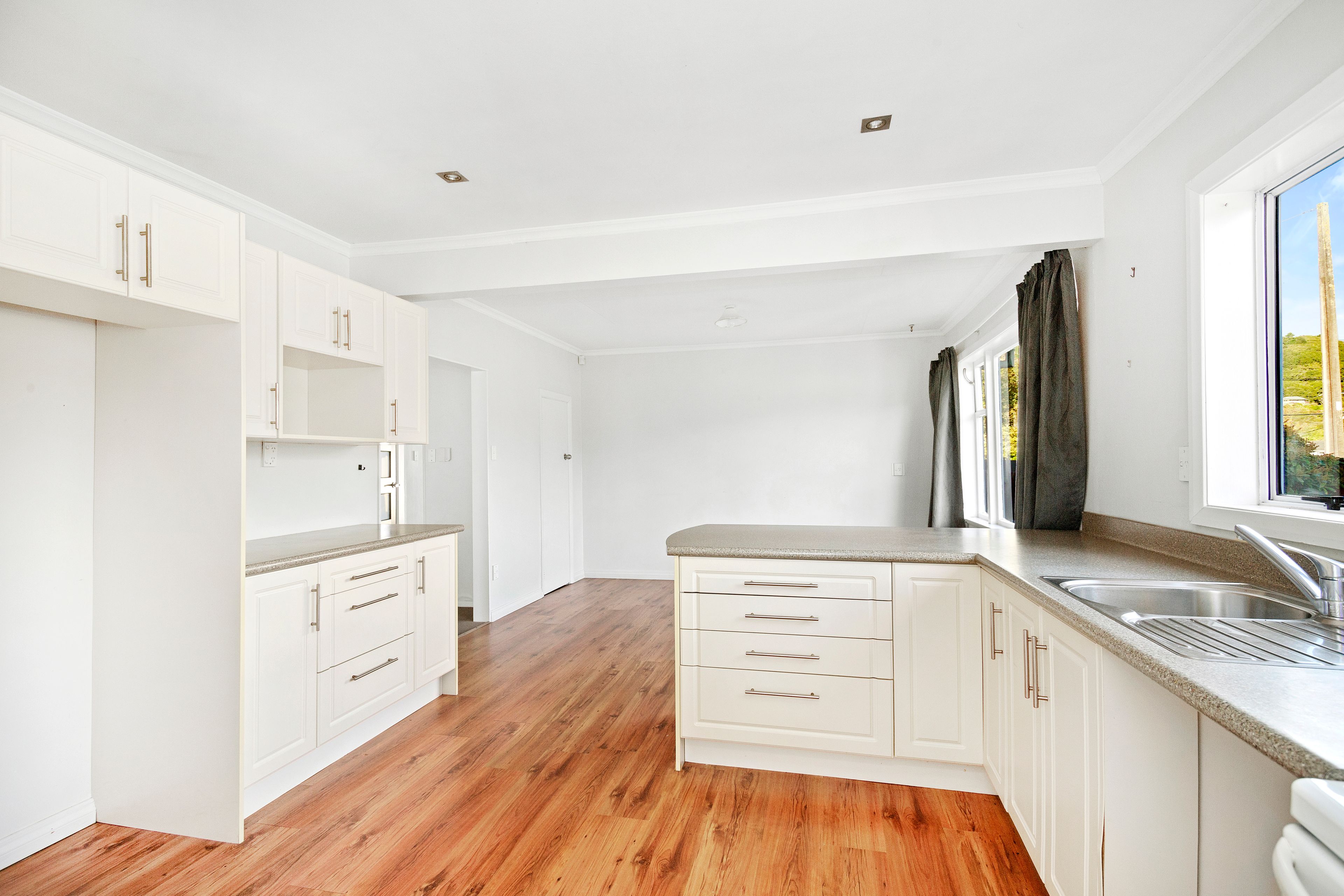 11 Wellington Road, Wainuiomata, Lower Hutt City