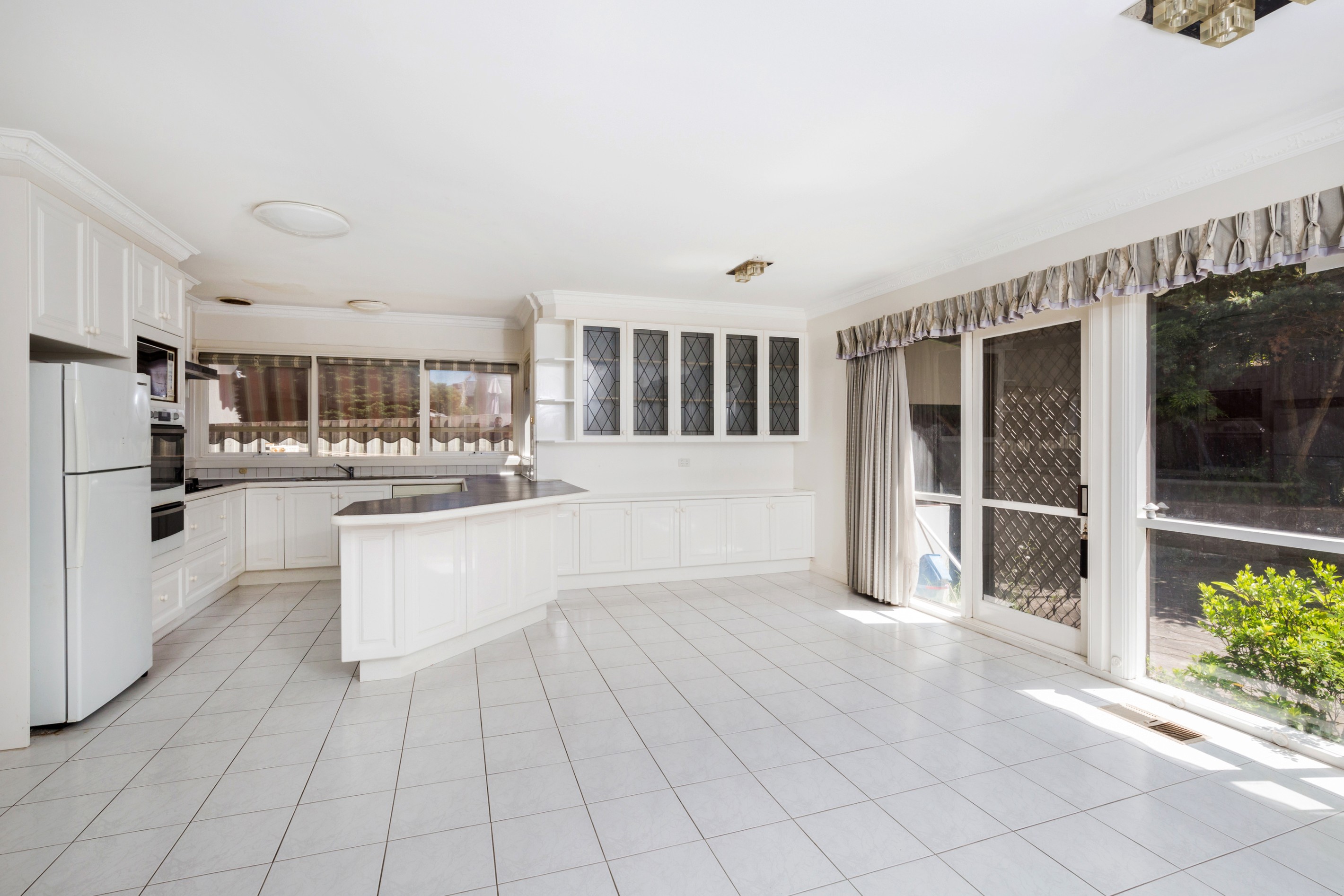 72 Freemantle Drive, Wantirna South, VIC 3152