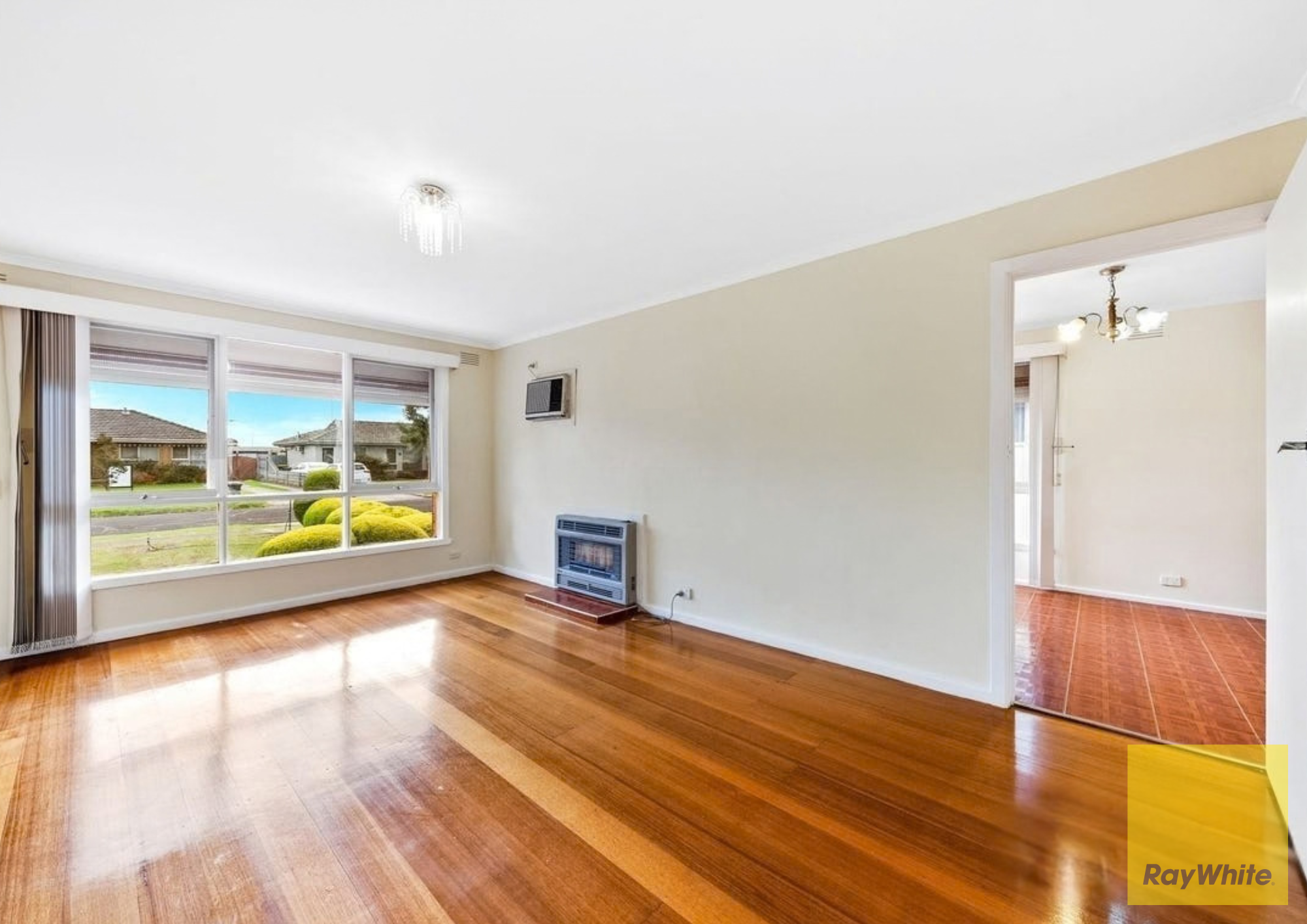8 Edward Street — photo 4 of 13
