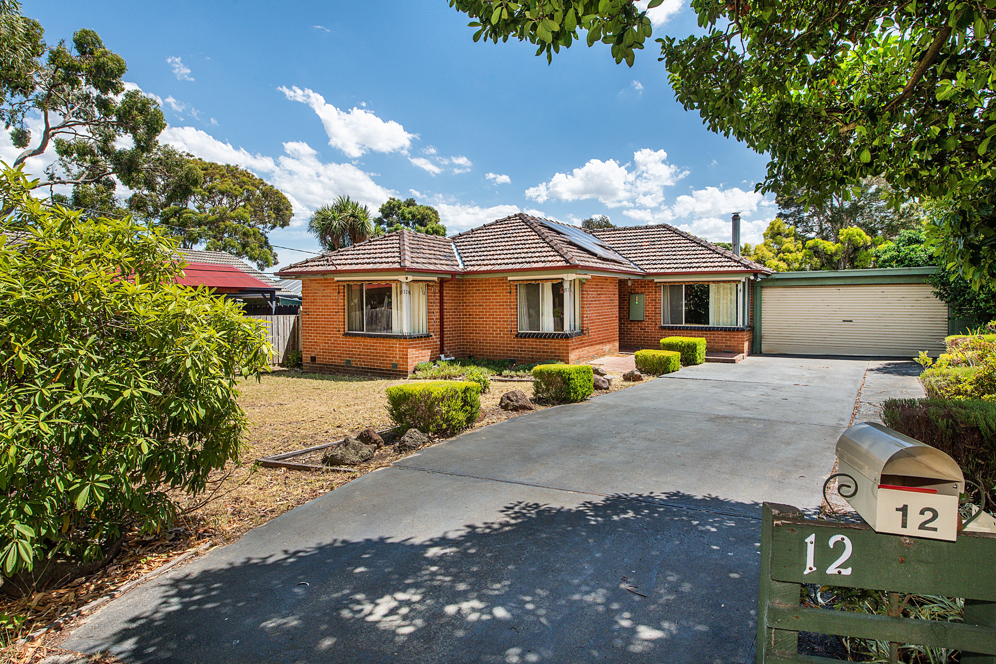 12 Dobson Street, Ferntree Gully VIC 3156