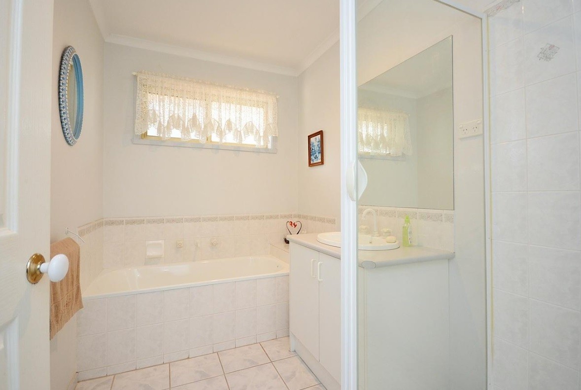 44 Willmott Drive, Craigieburn, VIC 3064