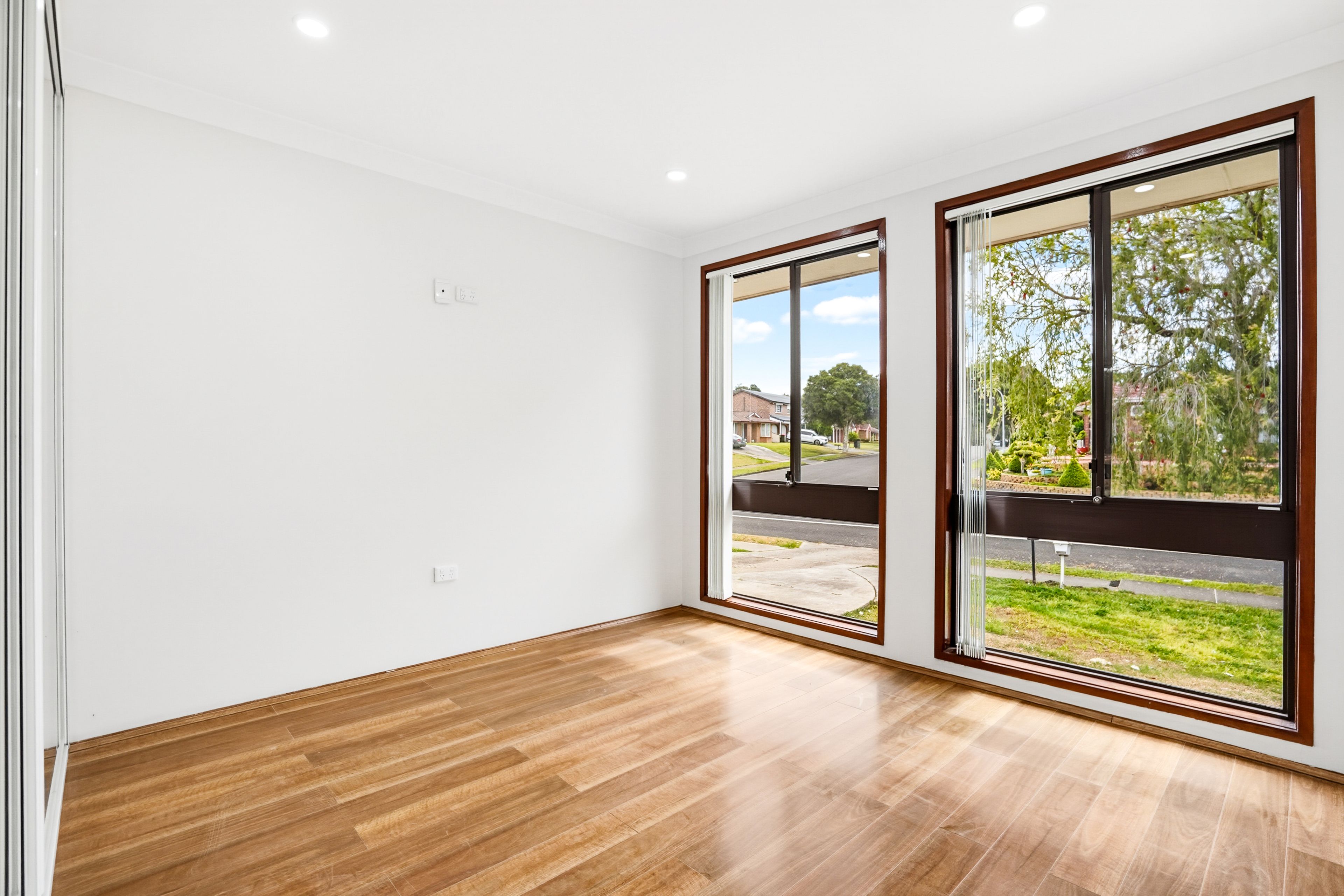 19 Allambie Road — photo 4 of 7
