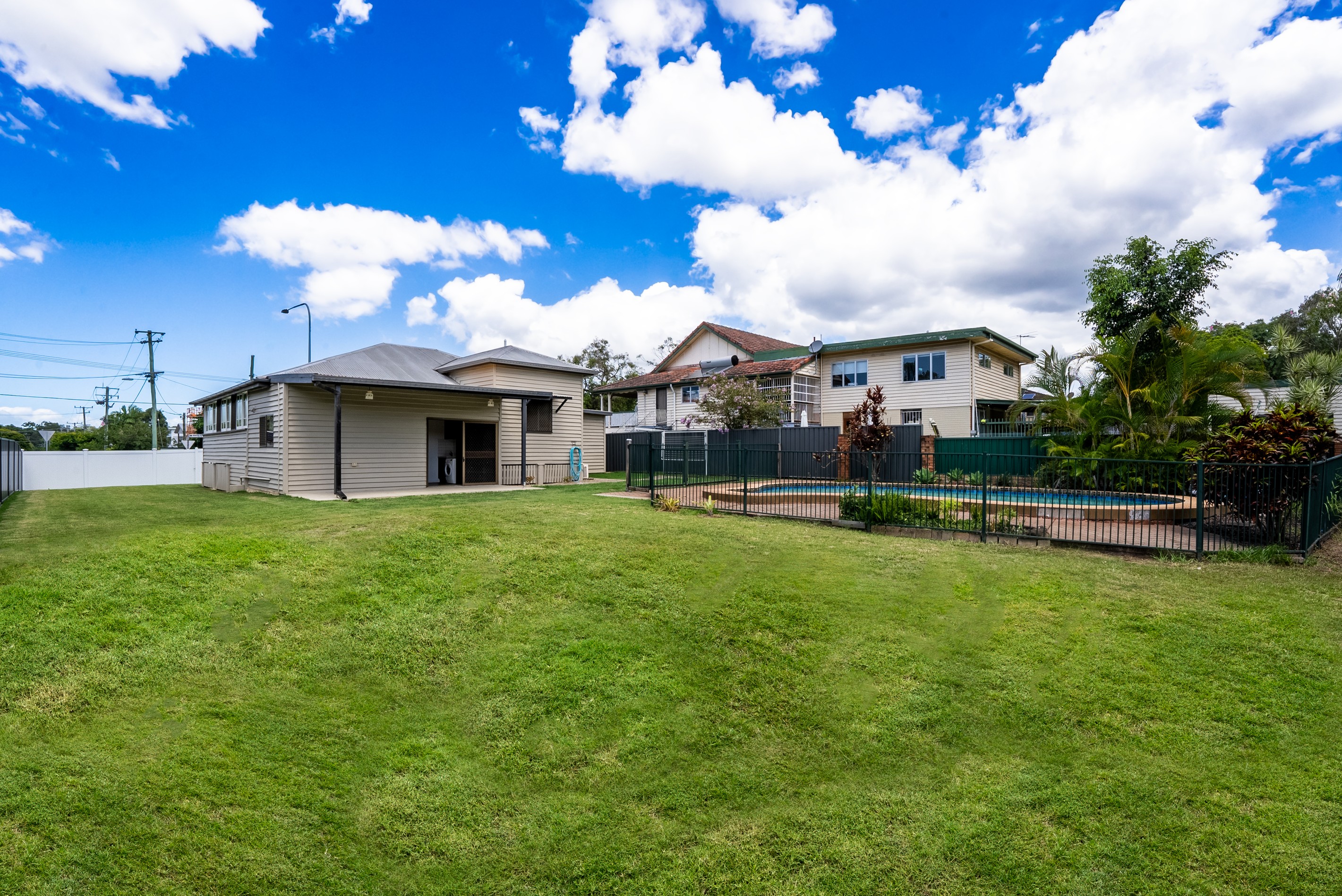 380 South Pine Road, Enoggera, QLD 4051