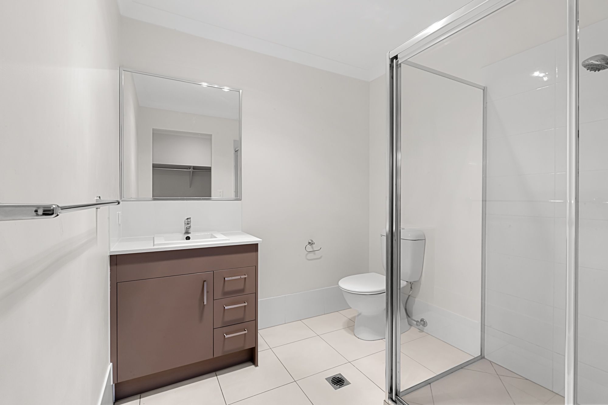 48 Cahill Crescent — photo 8 of 19