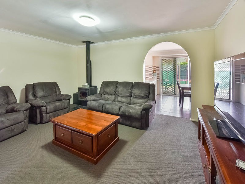 3 Drood Place, Ambarvale, NSW 2560
