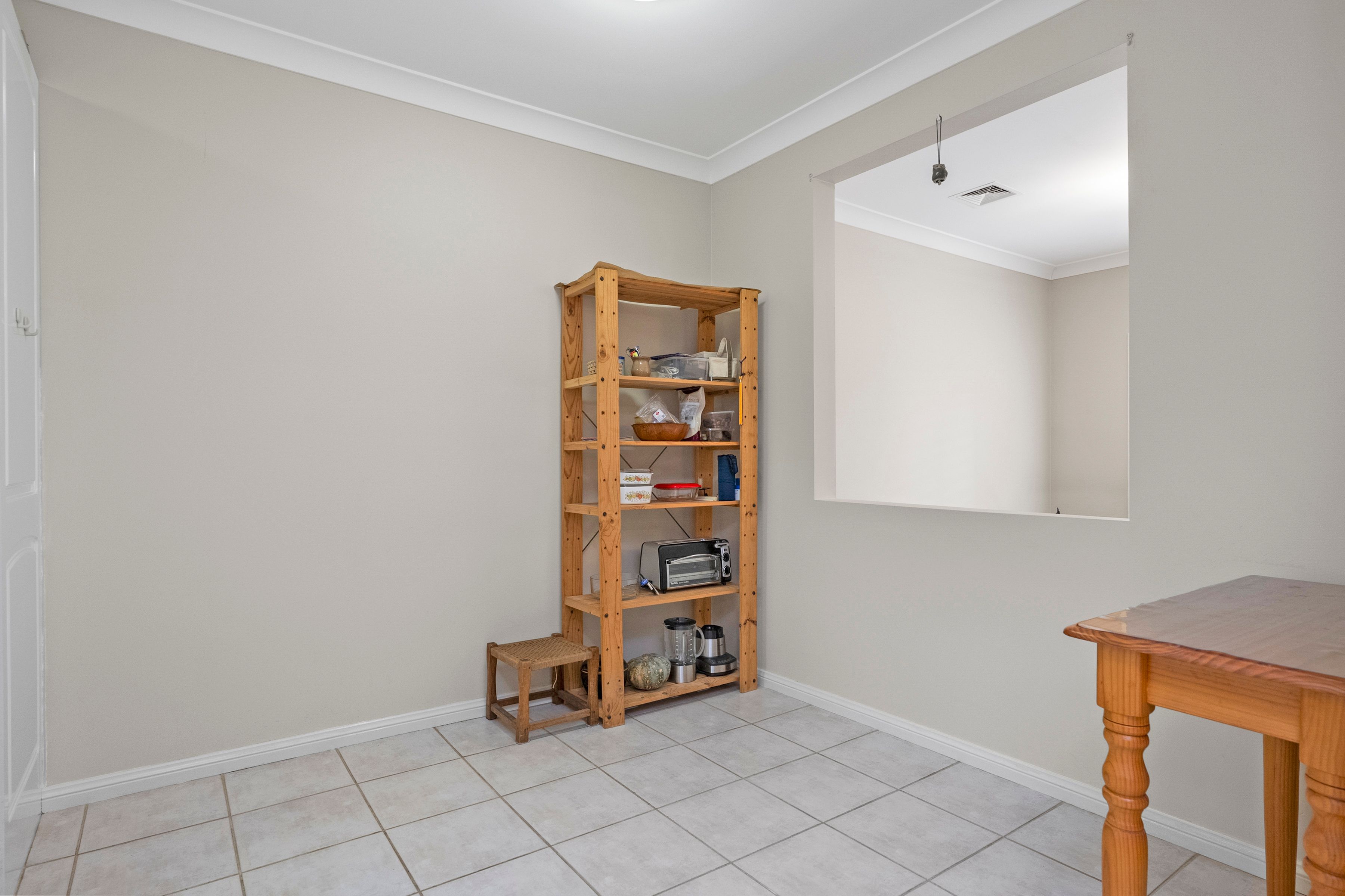30 Livingstone Way — photo 6 of 10