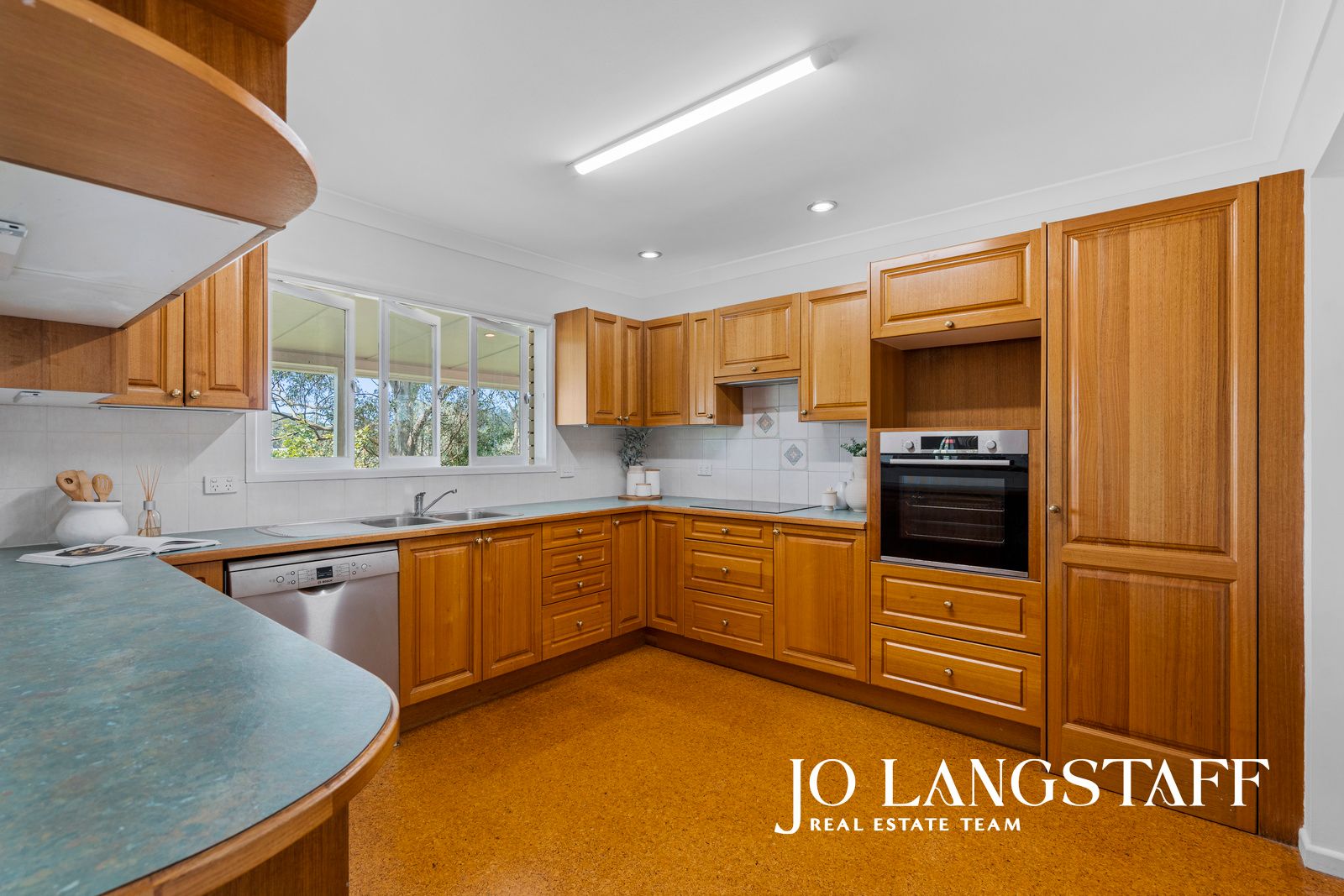 35 Rothesay Street — photo 7 of 30