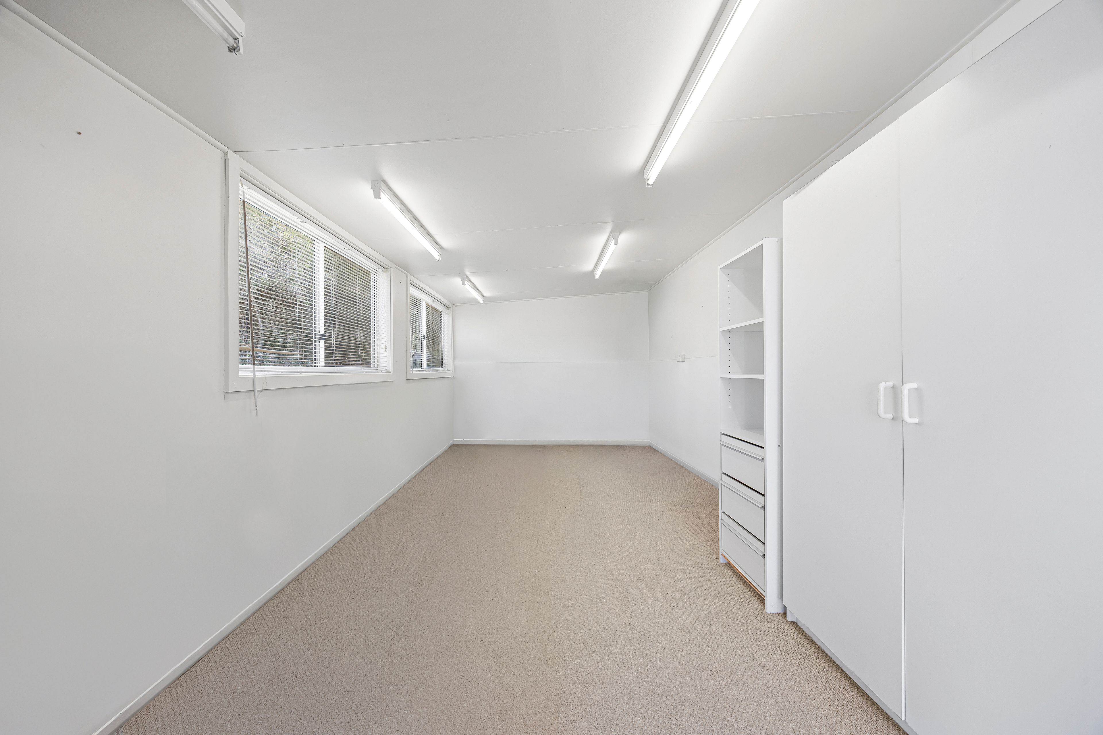 40-46 Holloway Road Central — photo 16 of 20