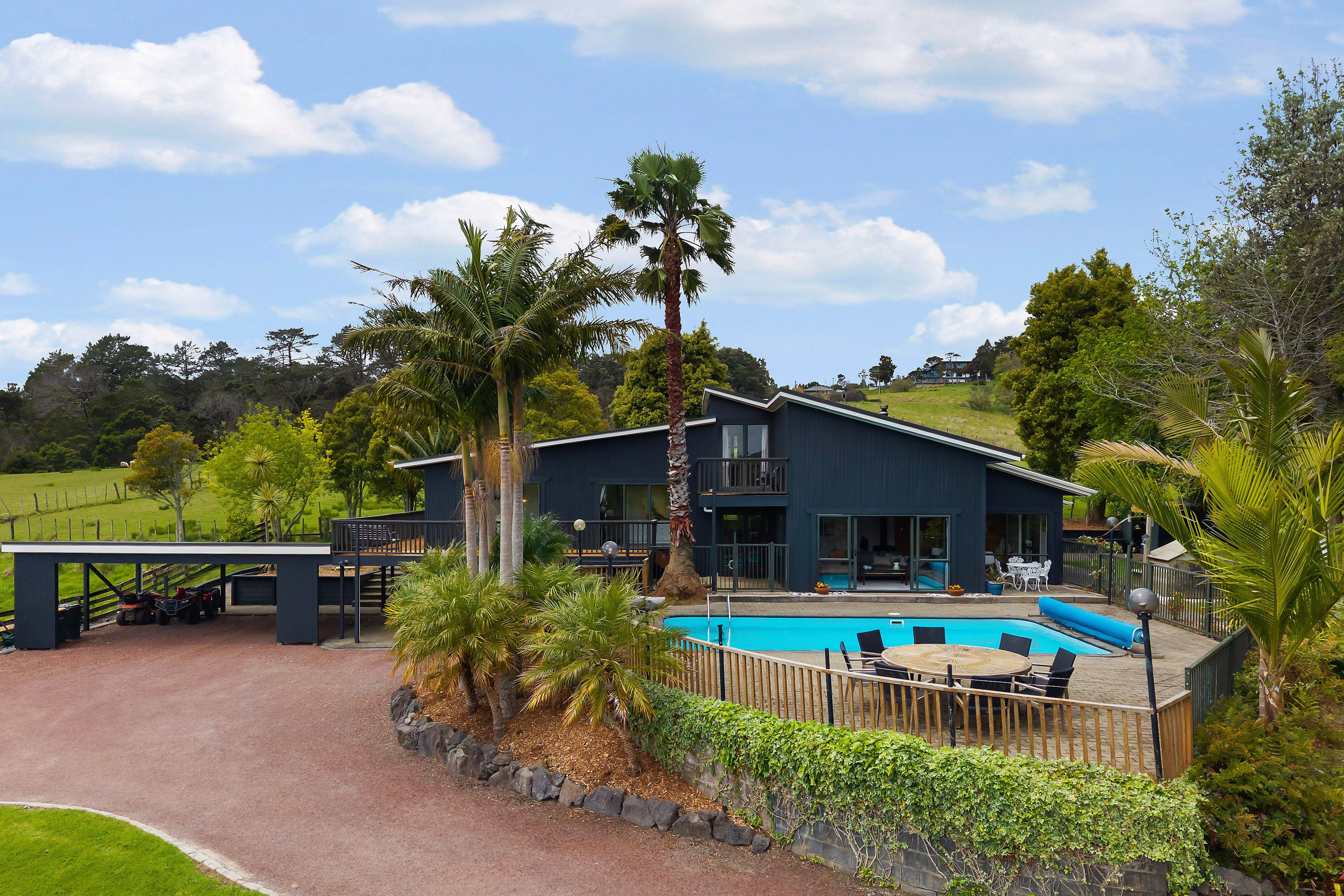 197 Forest Hill Road, Waiatarua, Waitakere City