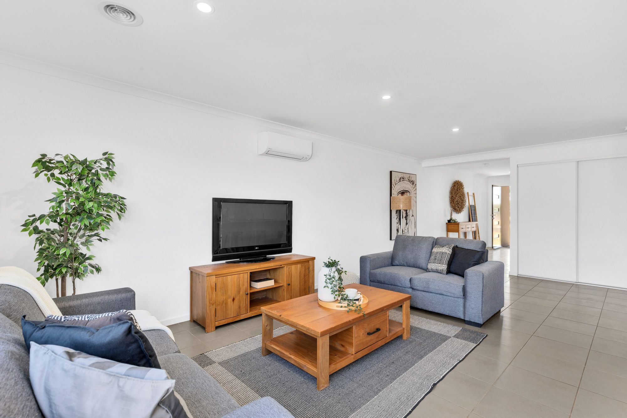 55 Spearmint Boulevard, MANOR LAKES, VIC 3024