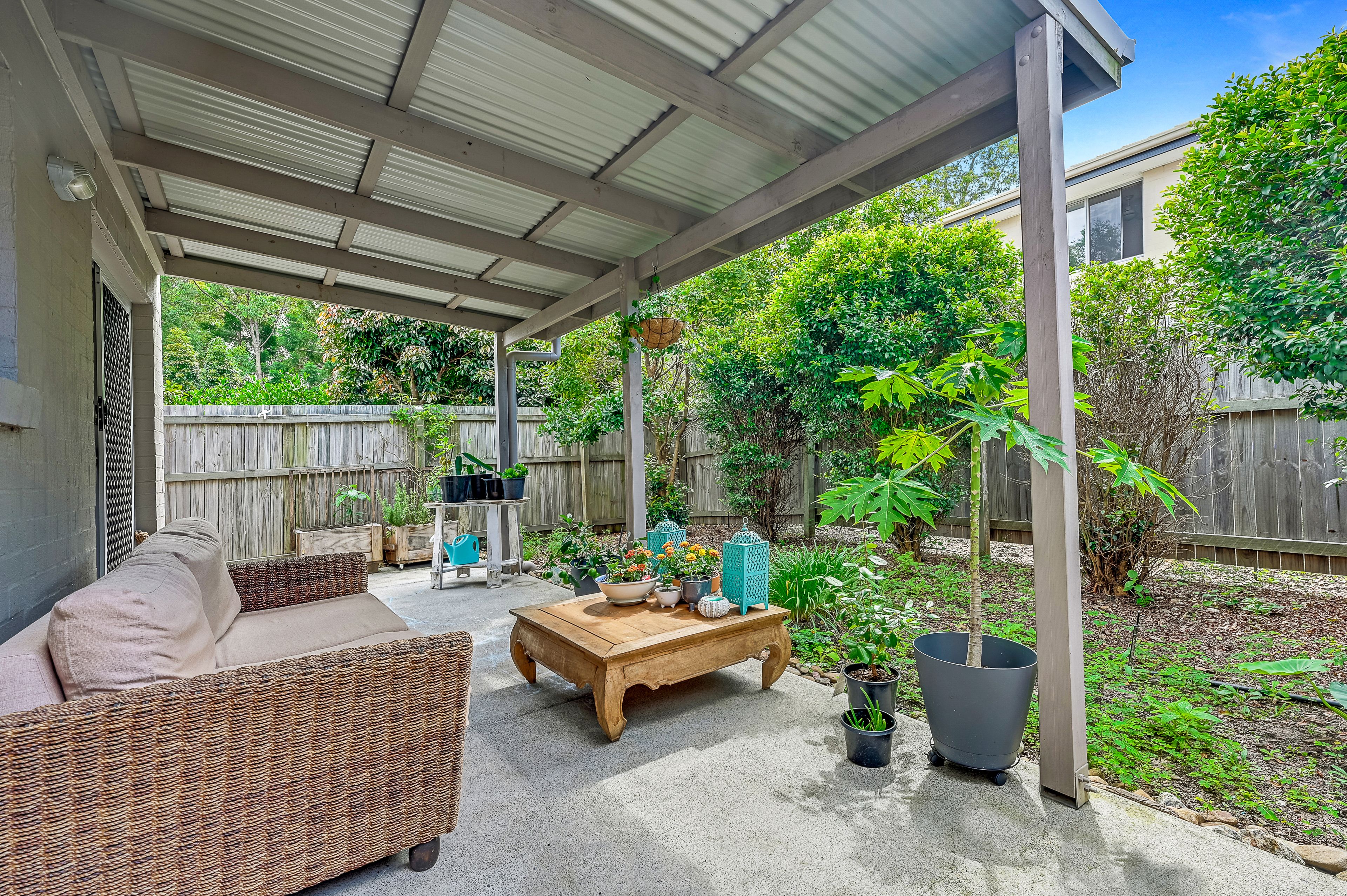 1 Mcauley Parade, Pacific Pines QLD 4211