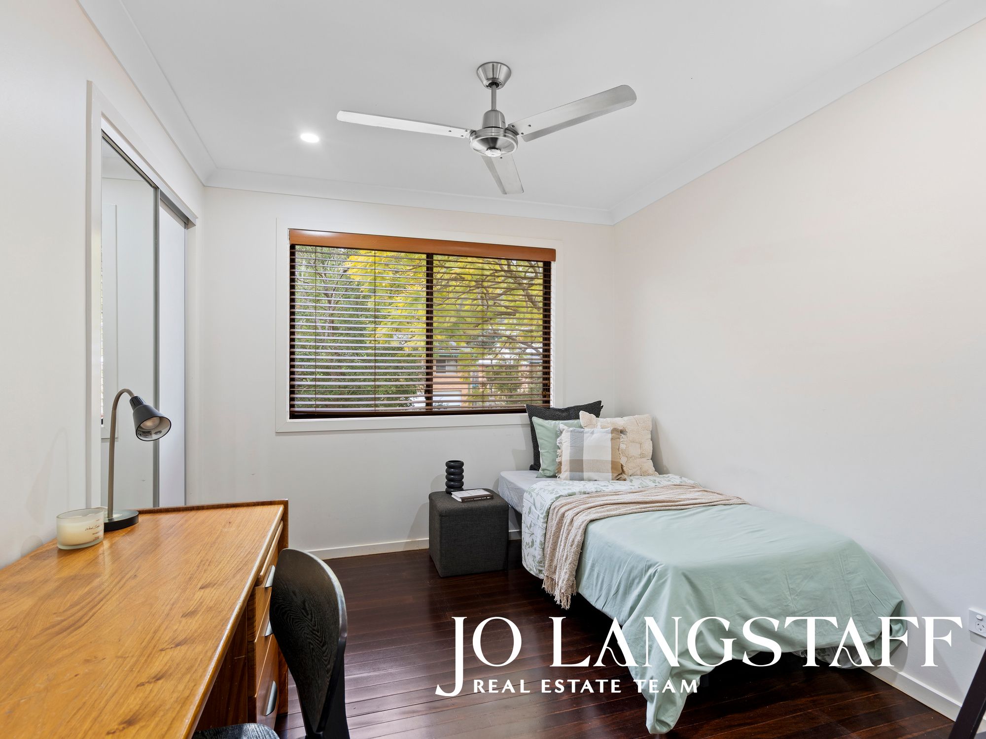 29 Fallbrook Street — photo 16 of 28