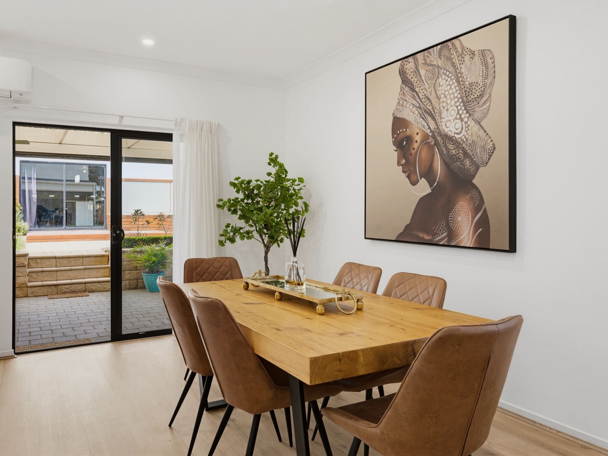 14 Clovelly Avenue — photo 6 of 30