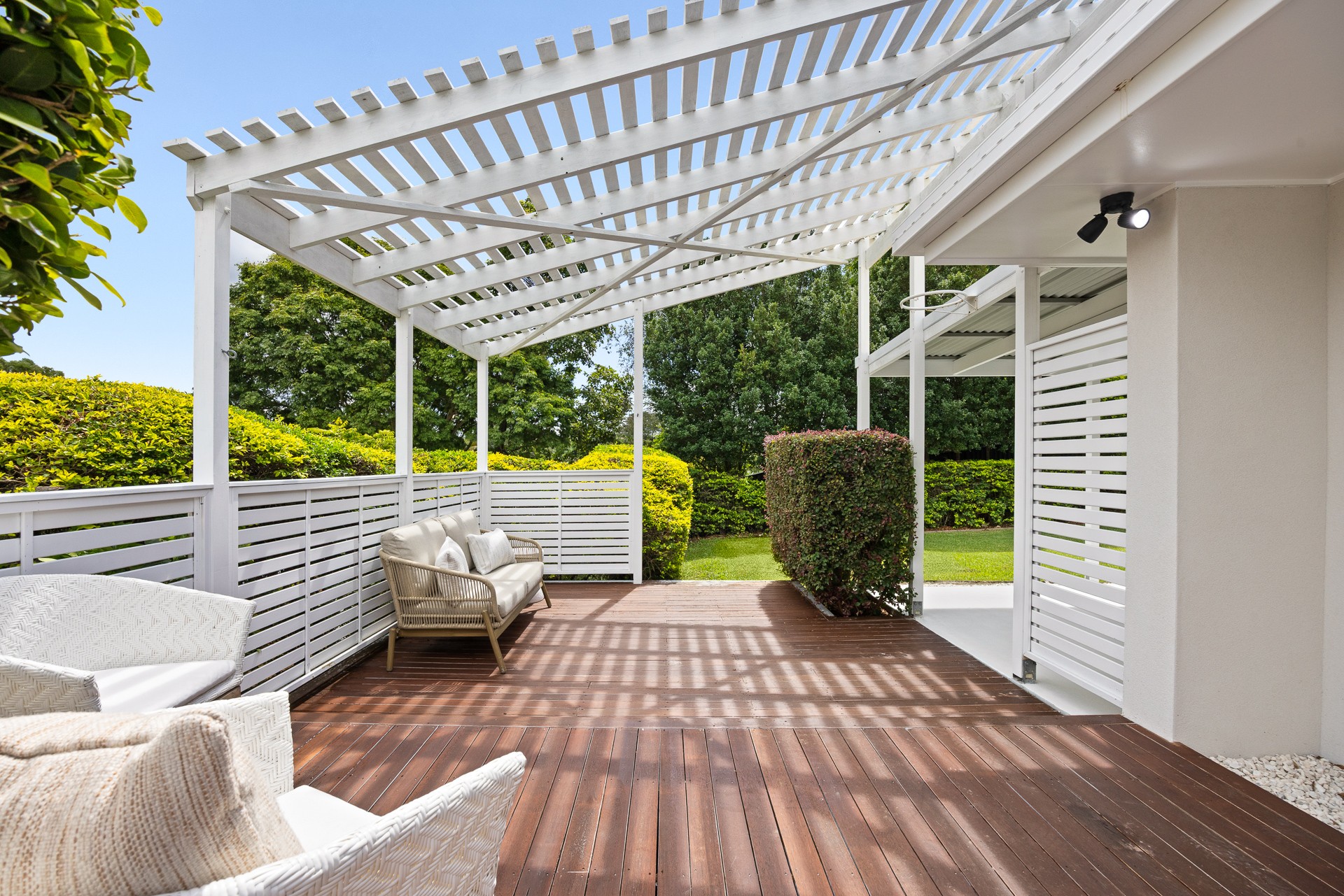 17 San Mateo Boulevard, Ashmore, QLD 4214