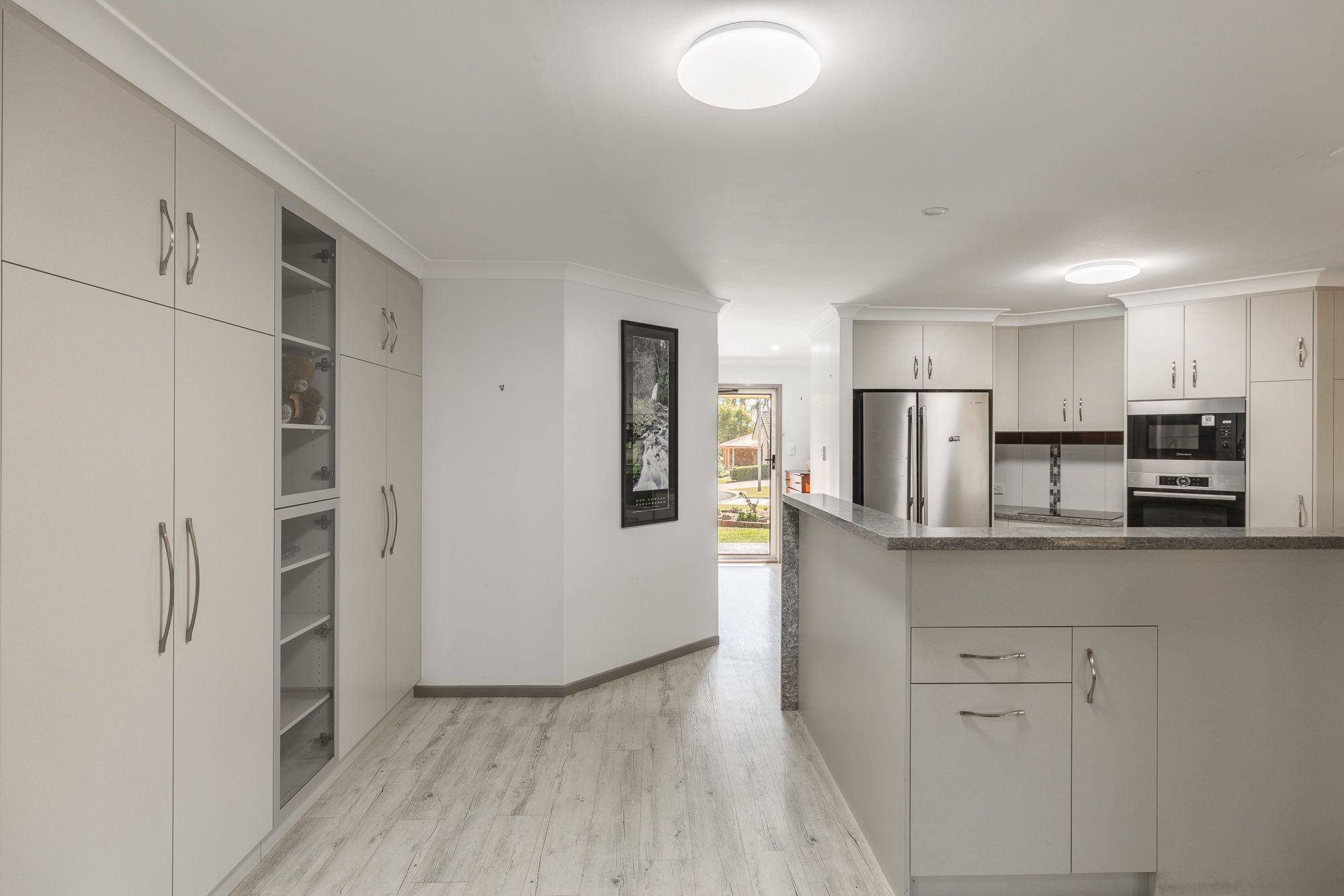 8 Grant Close — photo 5 of 20