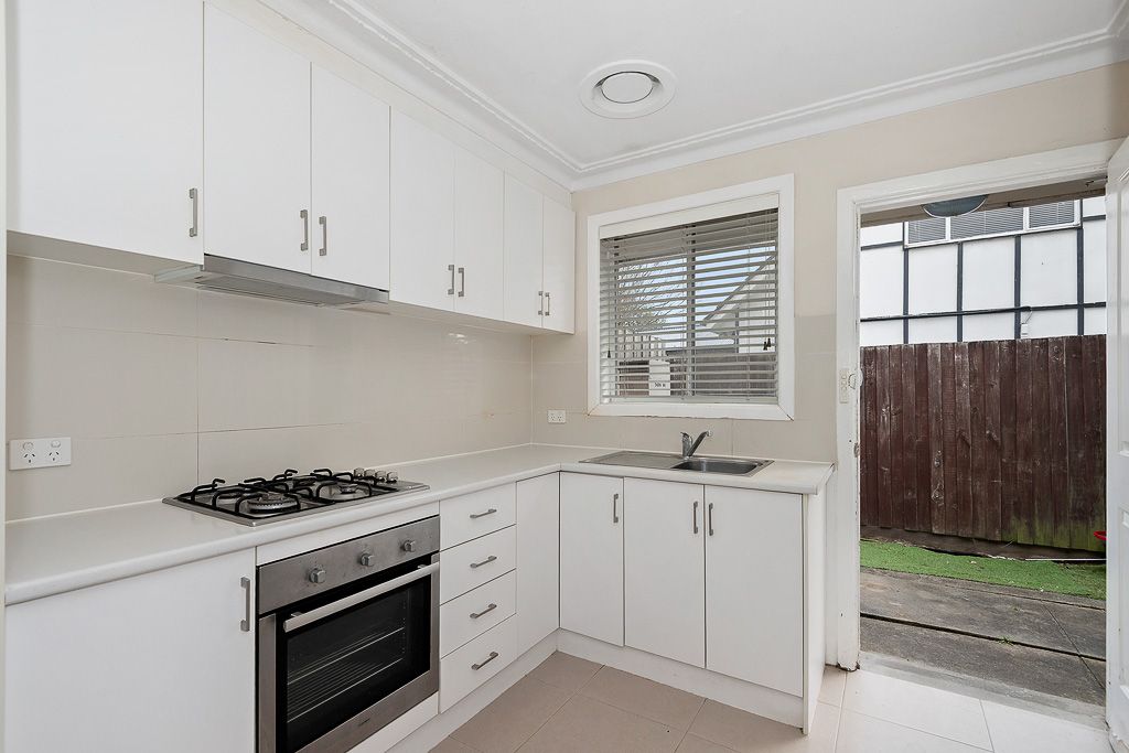 4/82 Kelvinside Road — photo 3 of 6