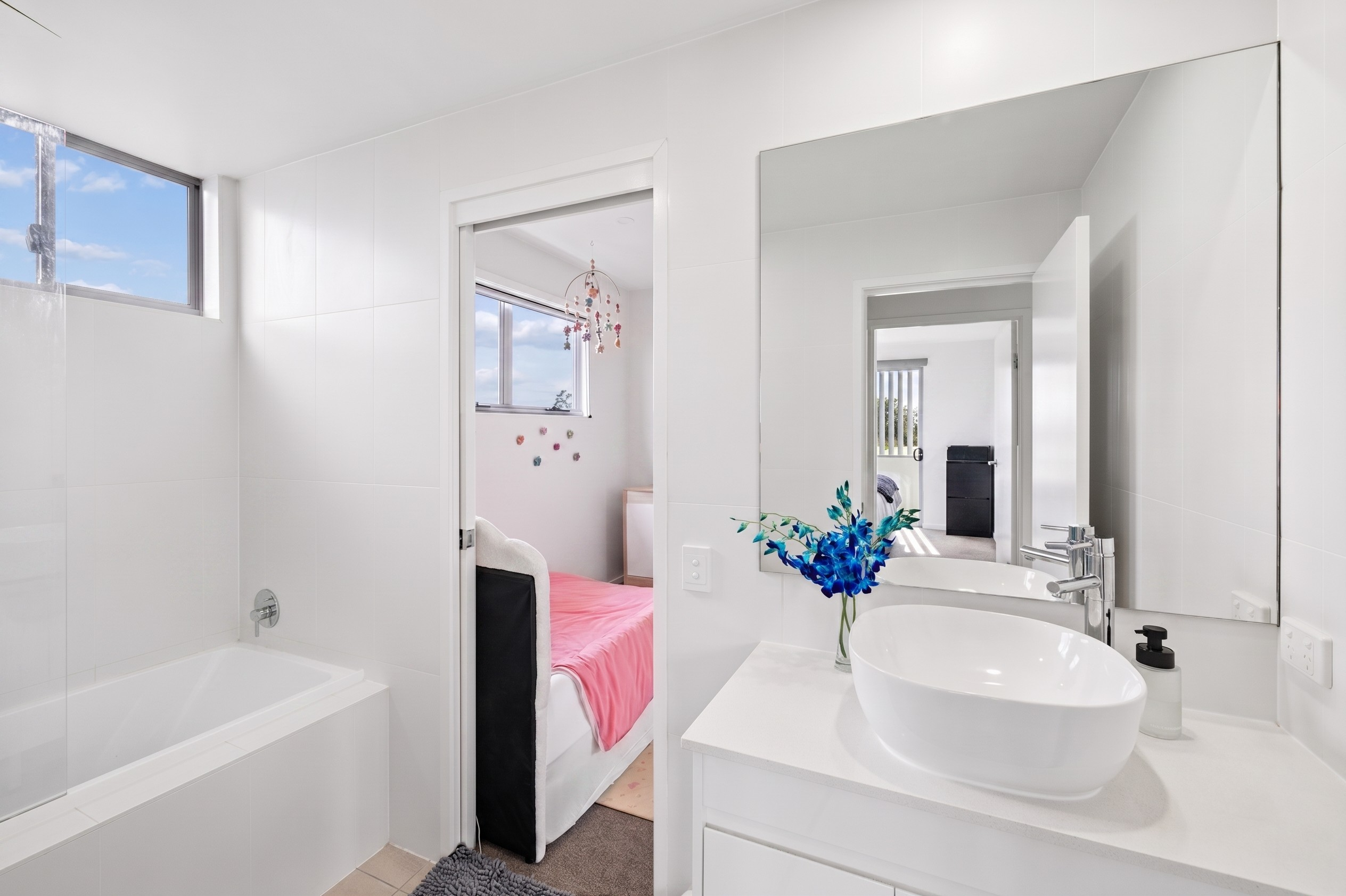 204/47 Hood Street — photo 10 of 11