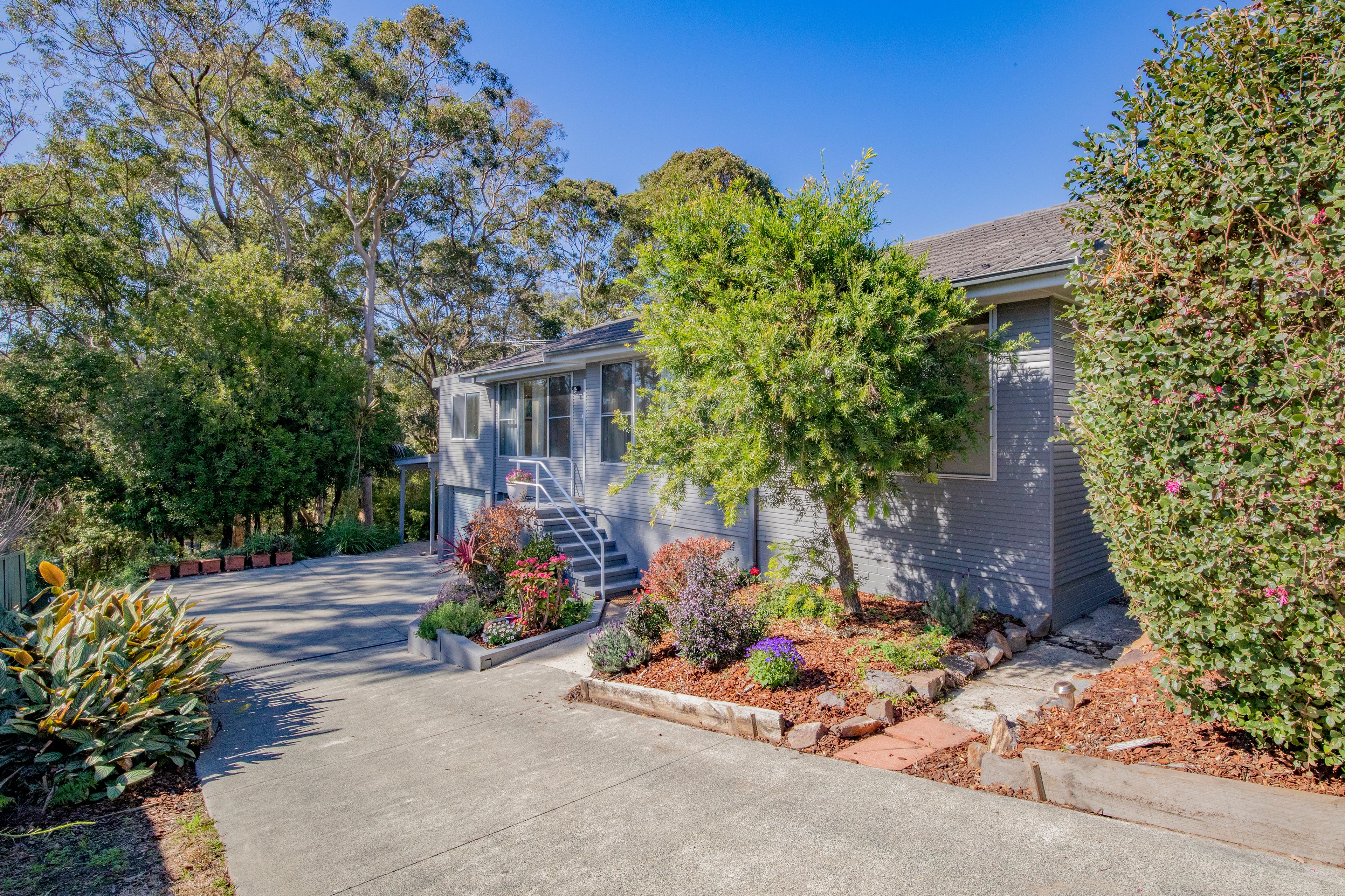 5 Lloyd Court — photo from Ray White Newcastle Lake Macquarie