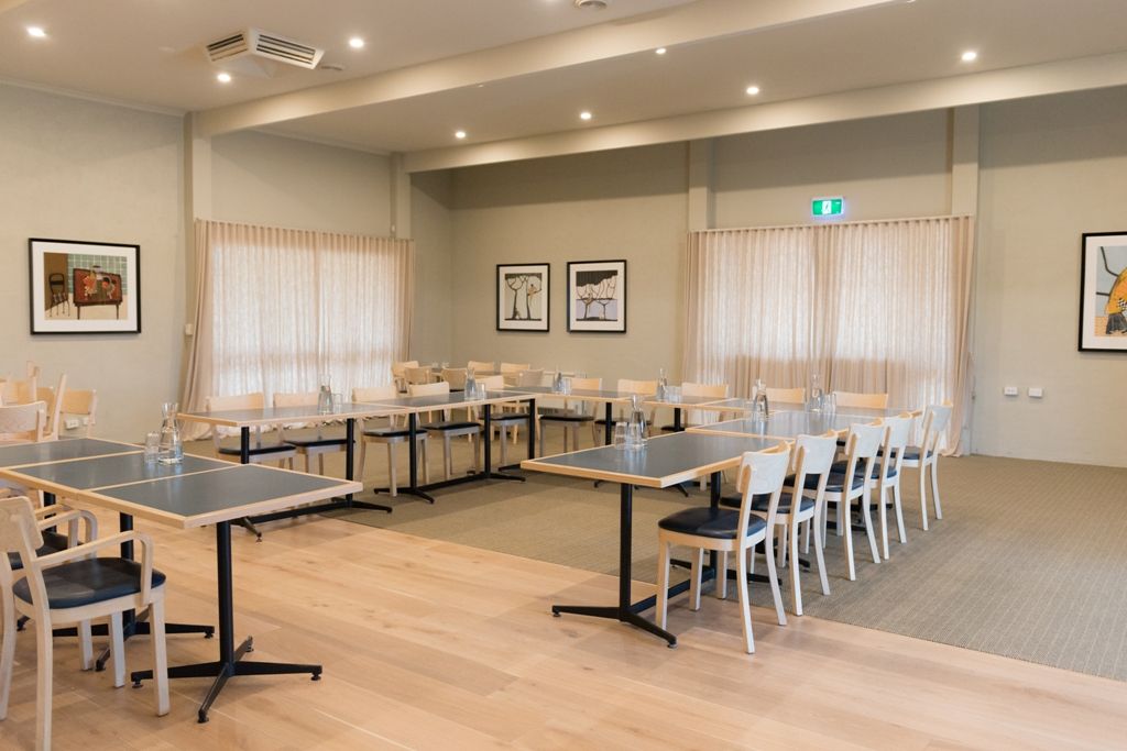 9379 Western Highway, Warrenheip, VIC 3352