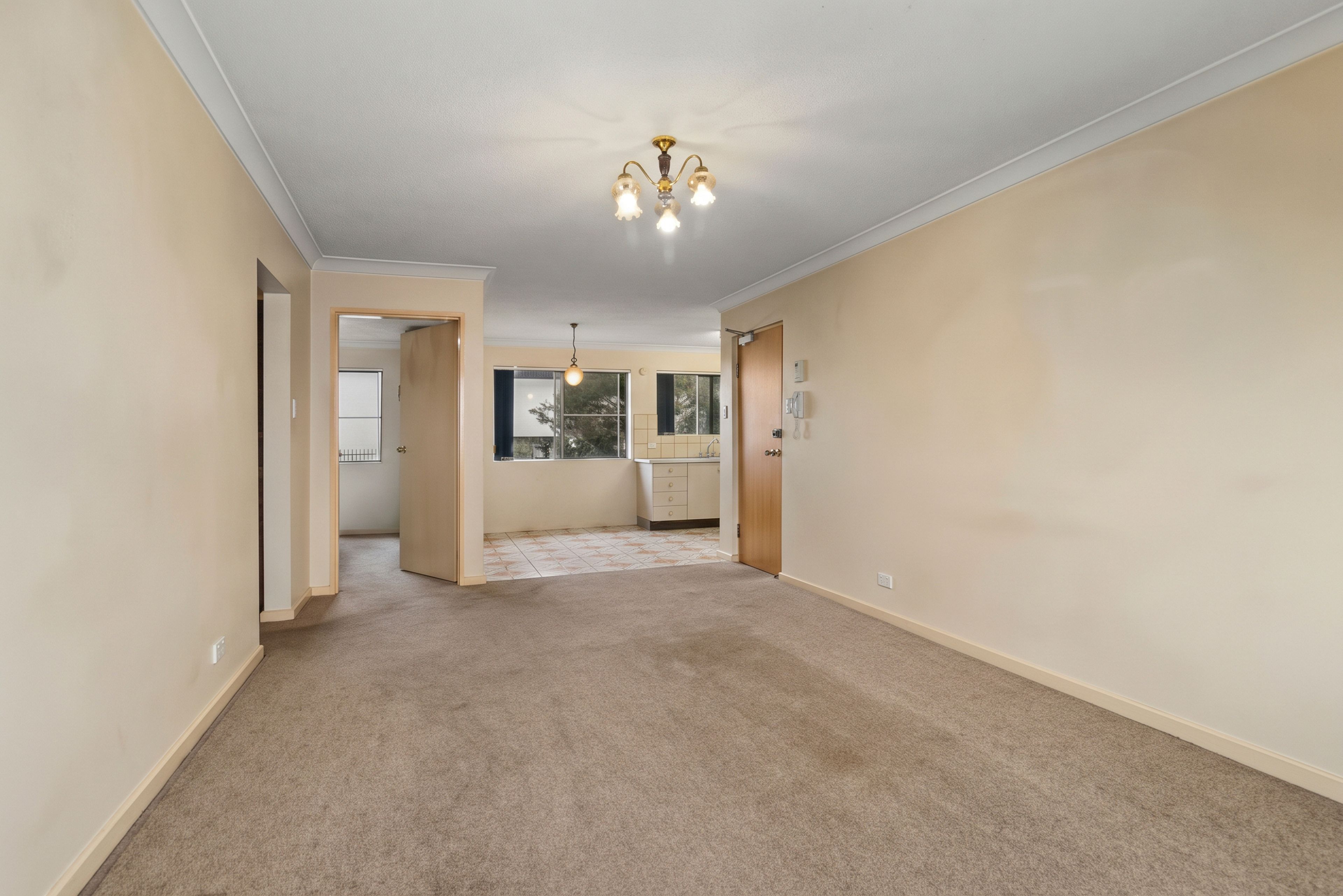 3/28 Kidston Terrace — photo 4 of 14