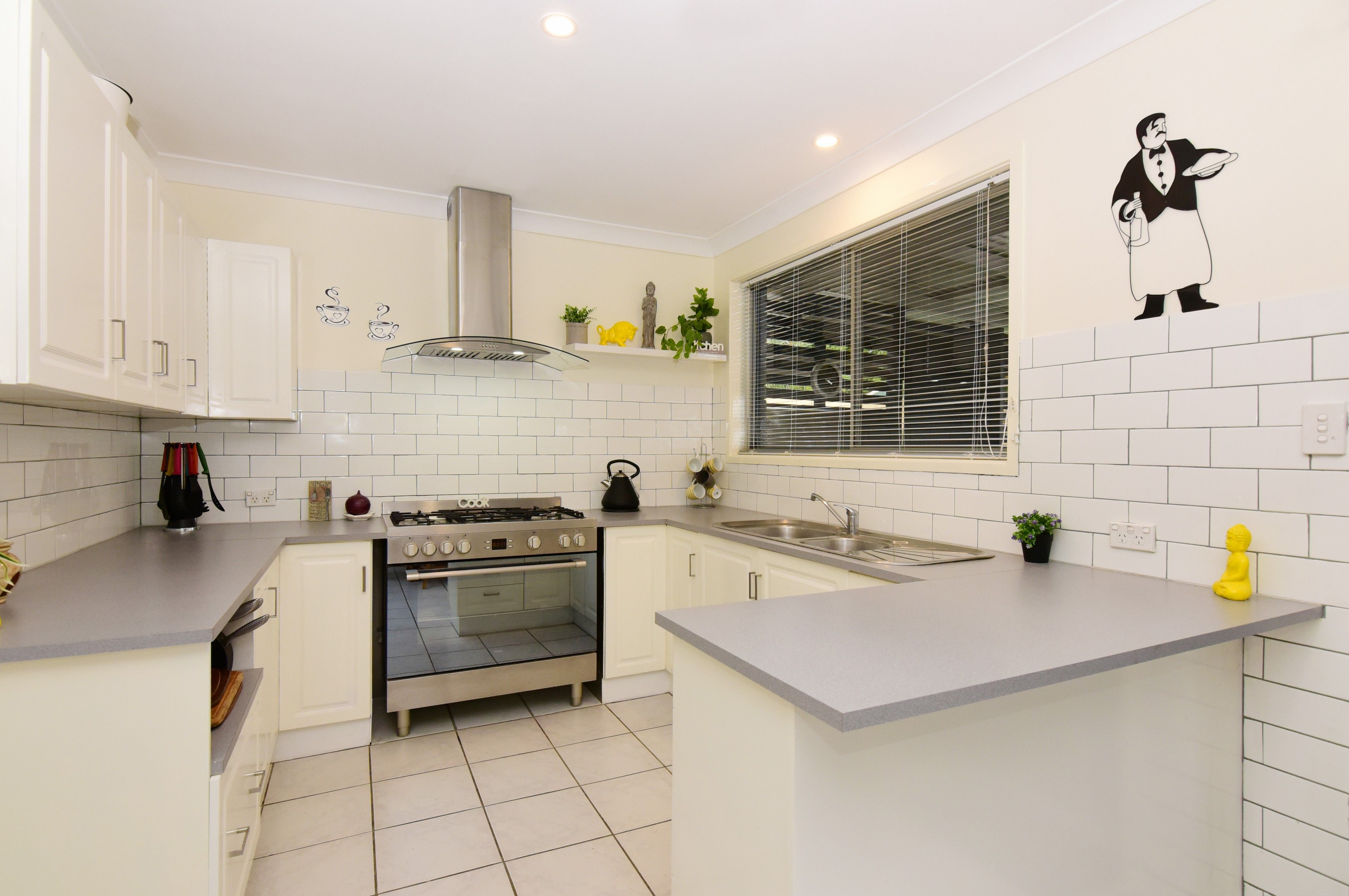 20 Tallayang Street, Bomaderry, NSW 2541