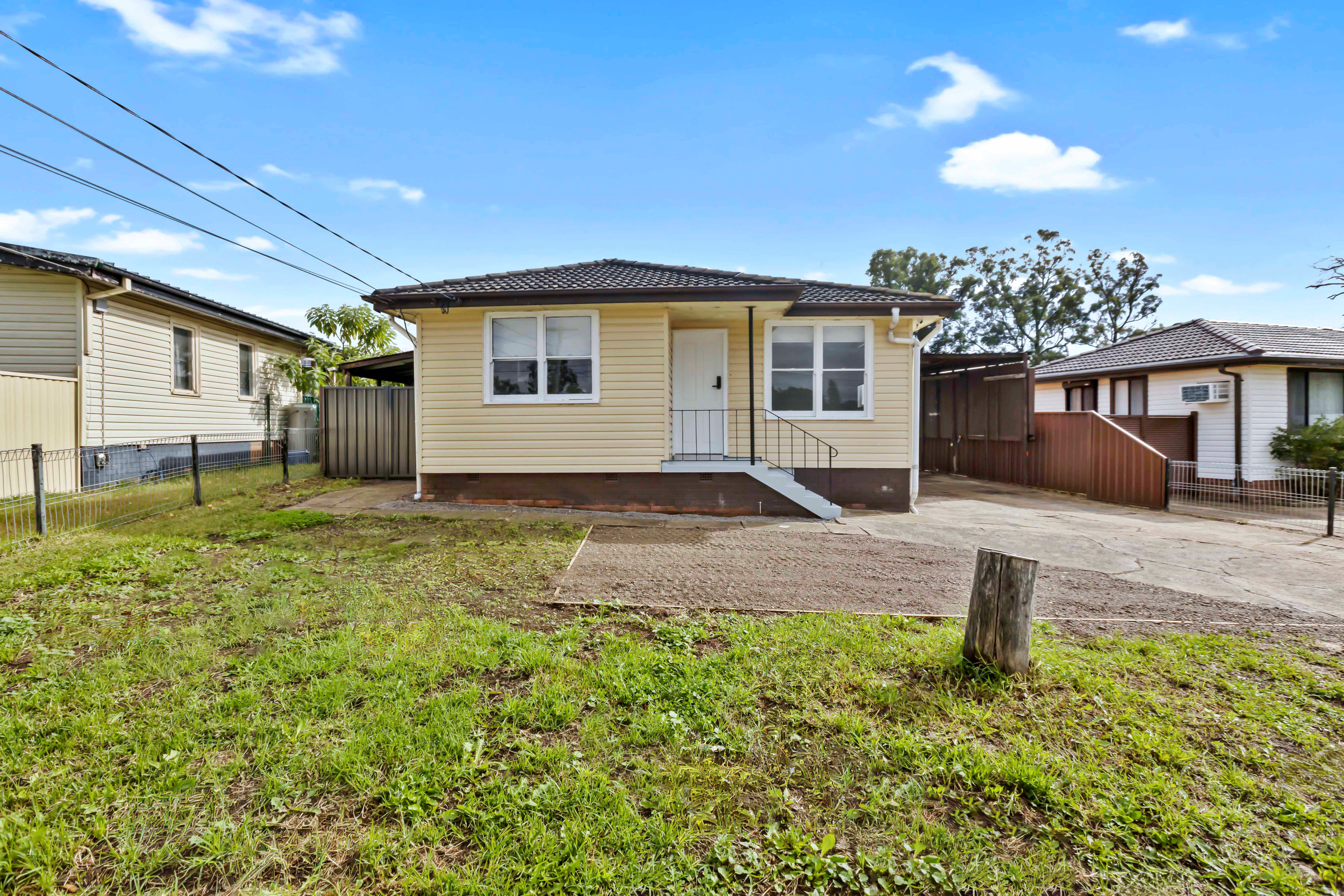 6 Rotorua Street, Lethbridge Park, NSW 2770