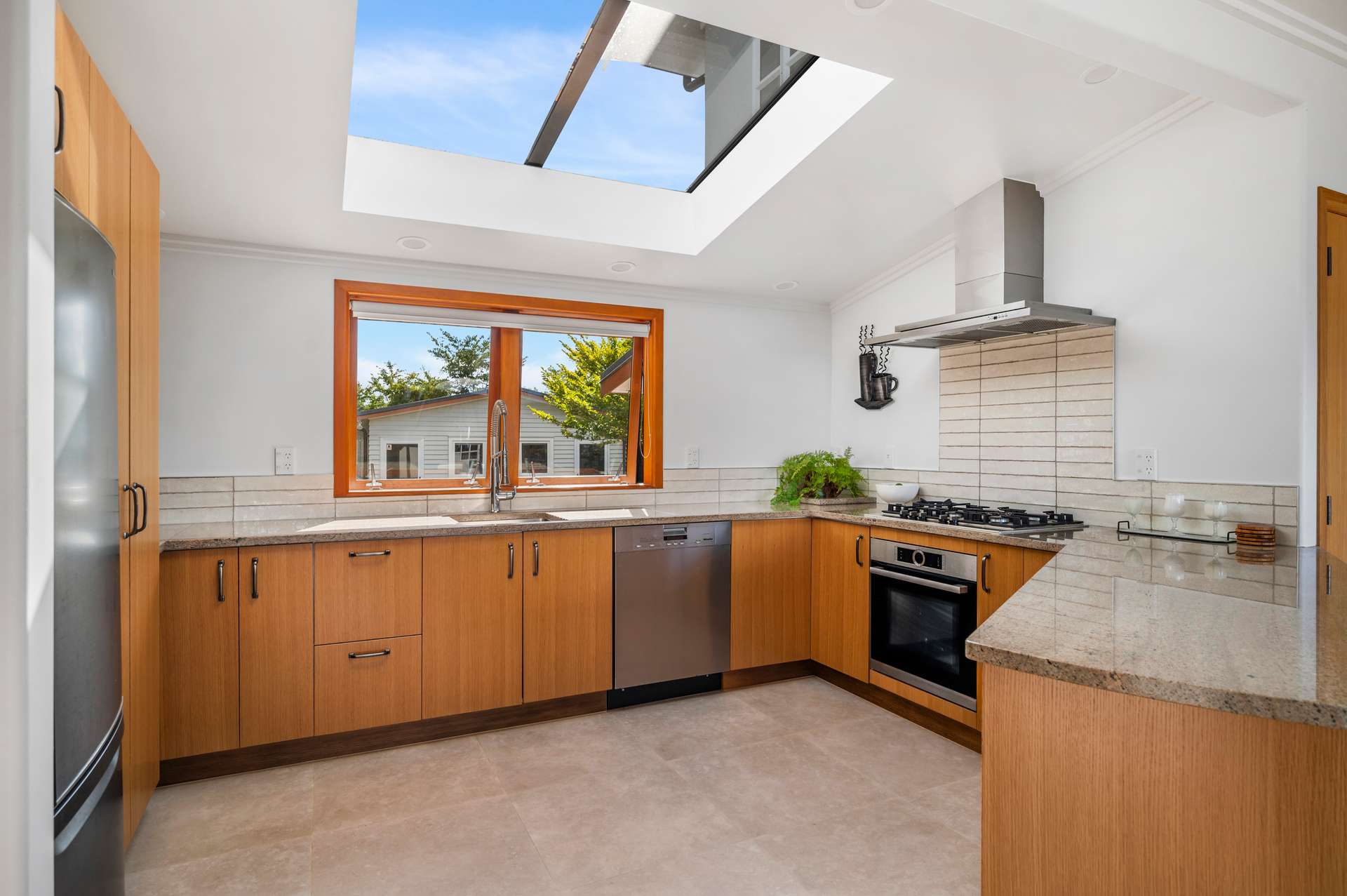 75 Mokoia Road photo 5