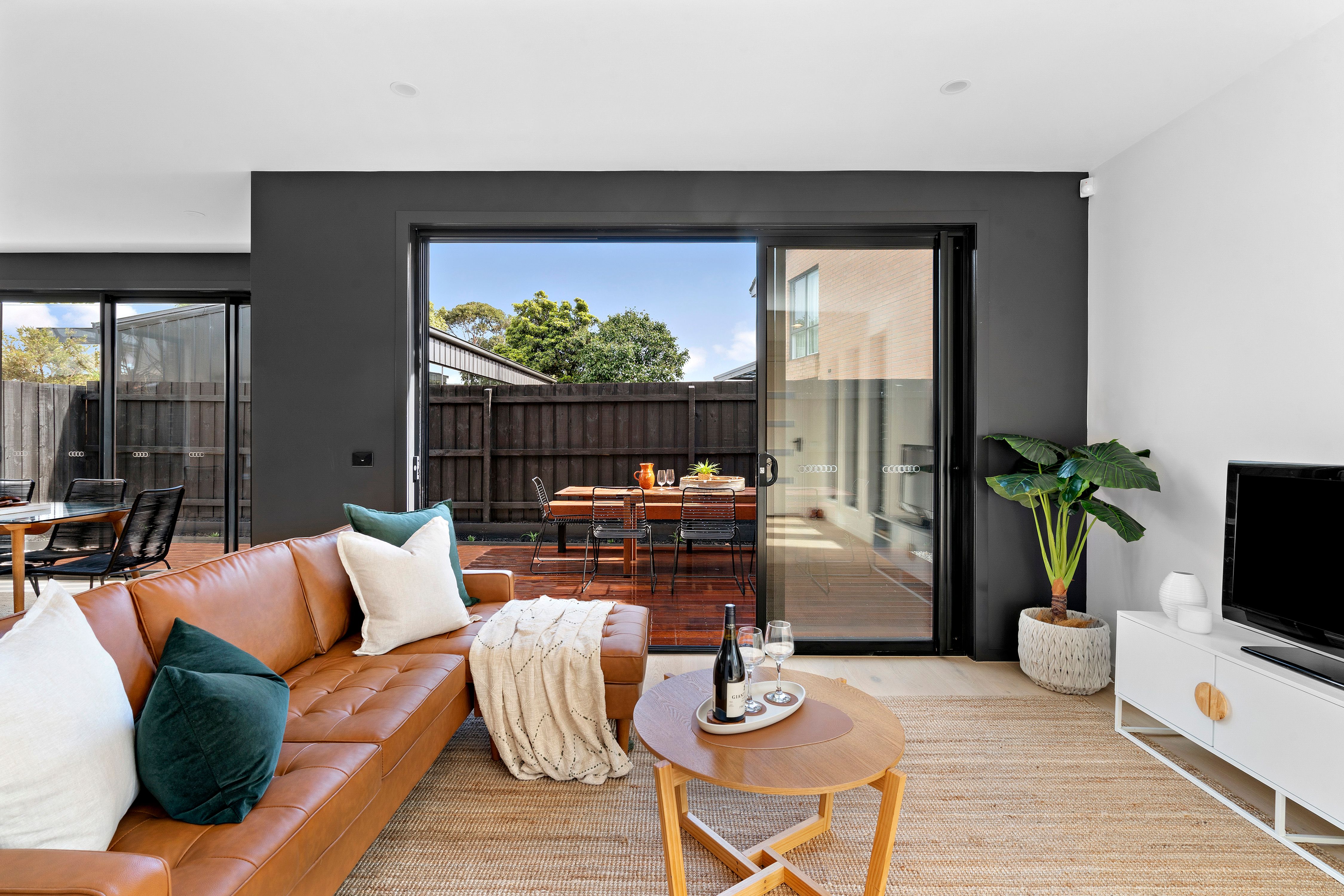 2/34A Johnstone Street, Seaford, VIC 3198