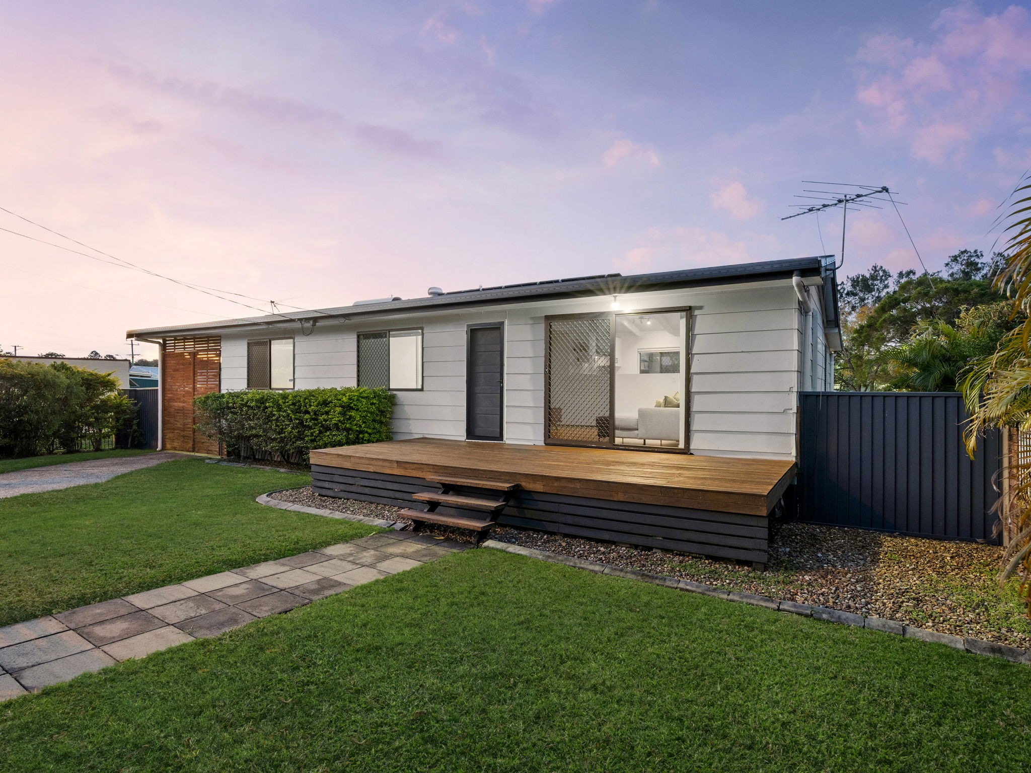 180 Jacaranda Avenue, Logan Central, QLD 4114