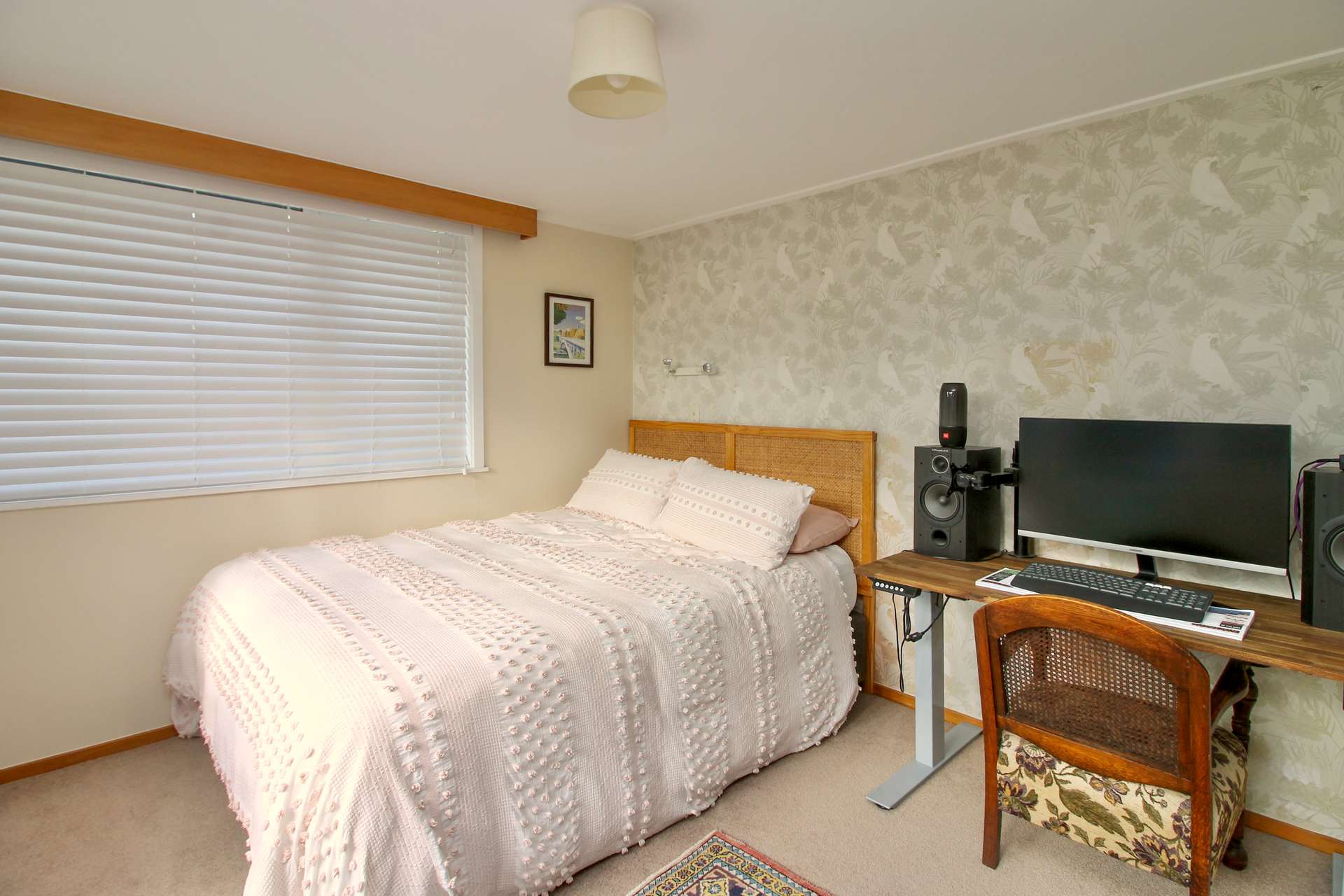 290 Douglas Avenue photo 8