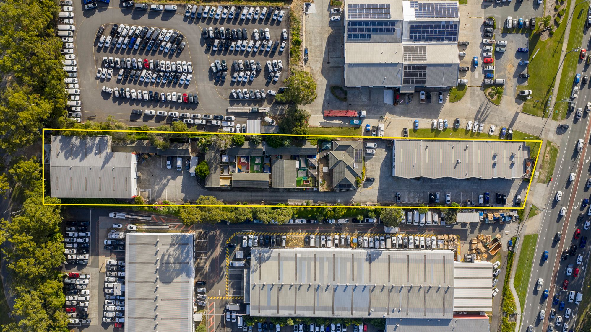 350-352 Brisbane Road, Arundel, QLD 4214
