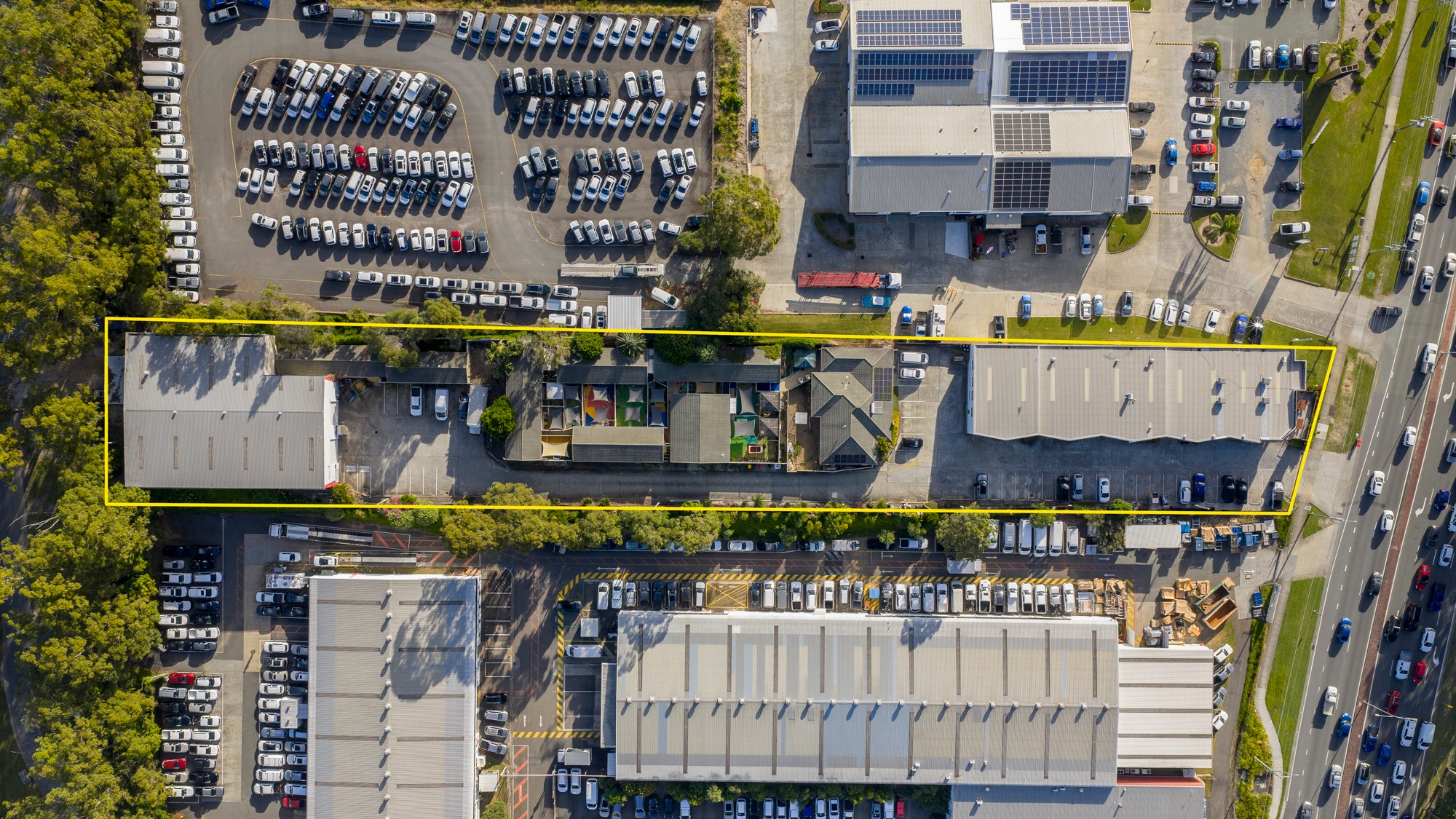 350-352 Brisbane Road, Arundel, QLD 4214