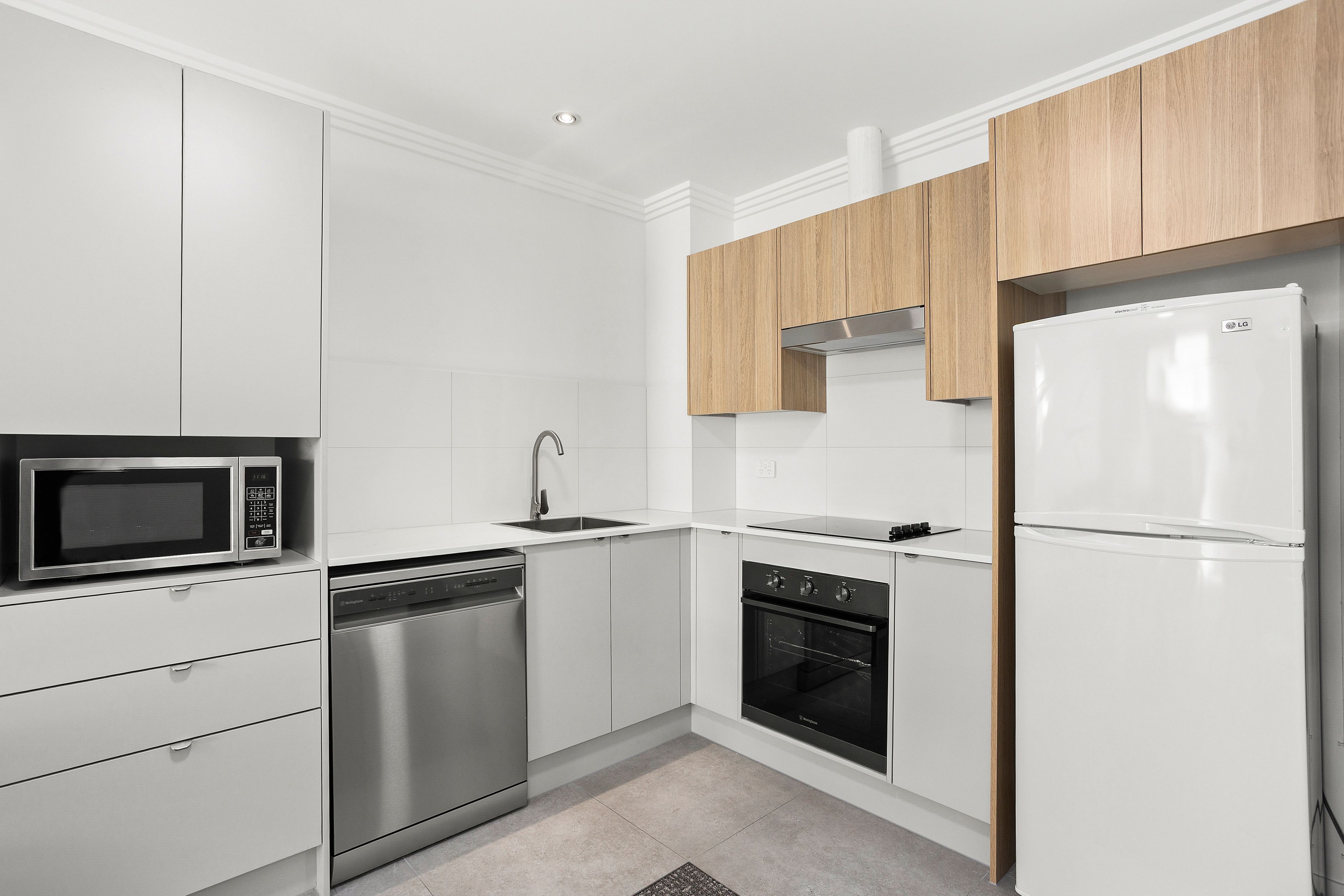 lot 1 (201)/59-61 Kembla Street — photo from Ray White Unanderra