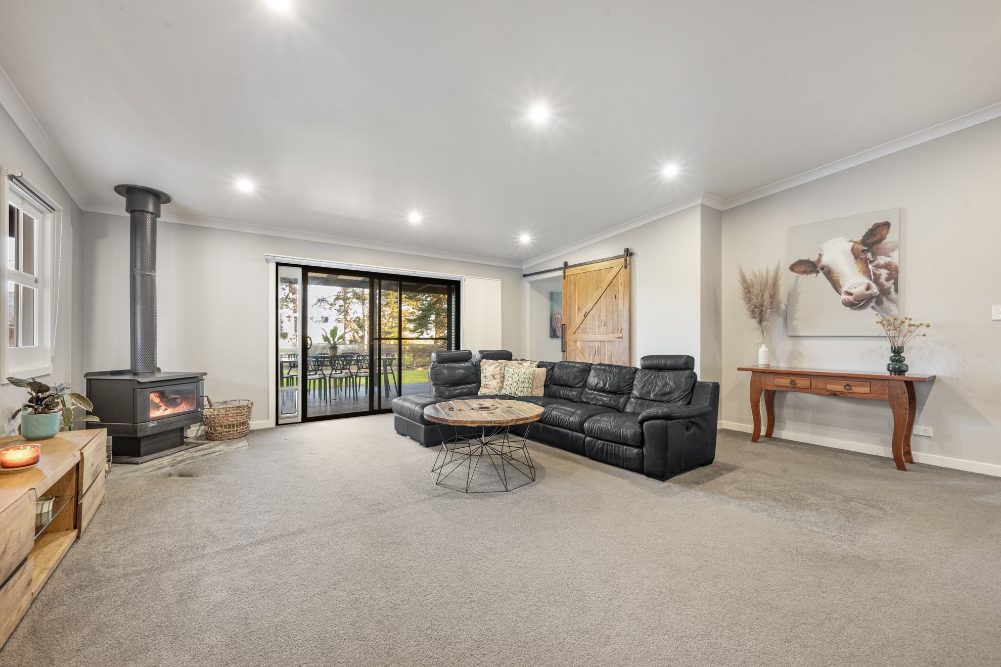 389 Wynham Road — photo 8 of 30