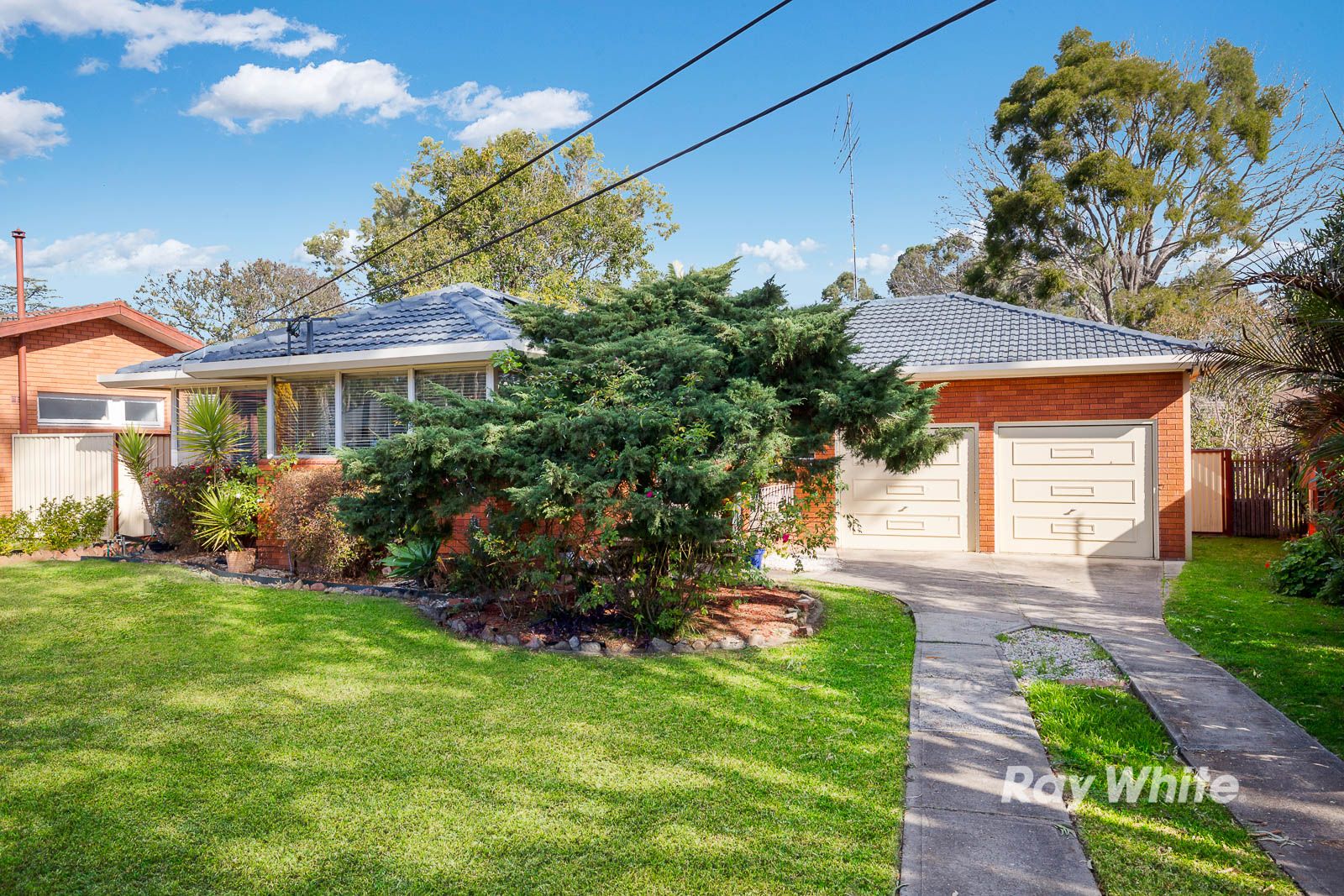 4 Brucedale Drive