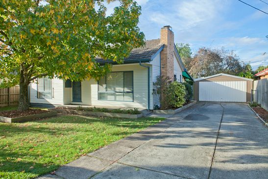 25 Piperita Road, Ferntree Gully VIC 3156