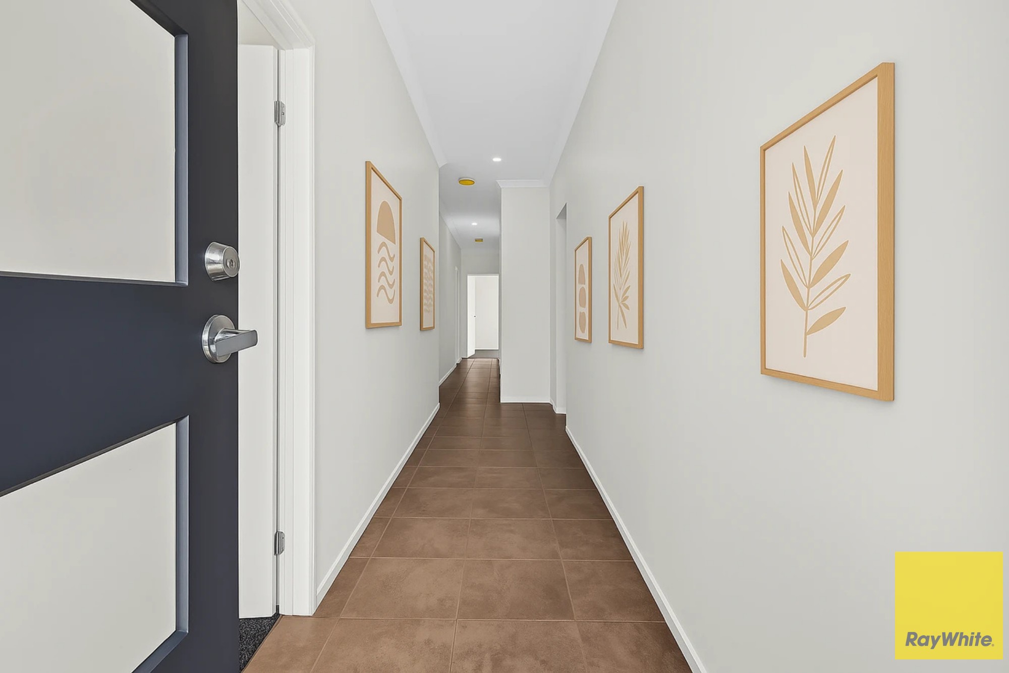 4 Delhi Grove, Rockbank, VIC 3335