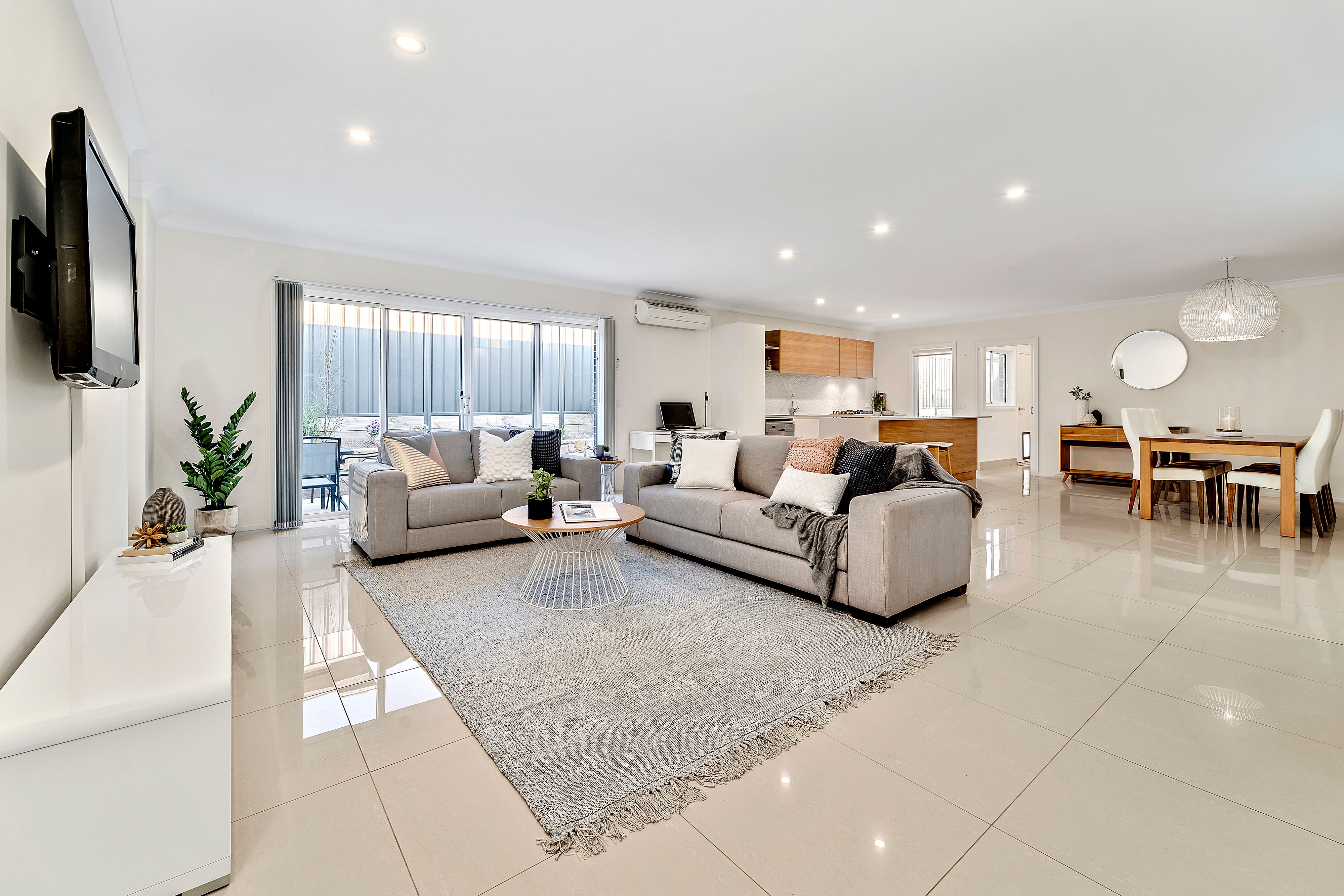 13 Kilgariff Street, COOMBS, ACT 2611